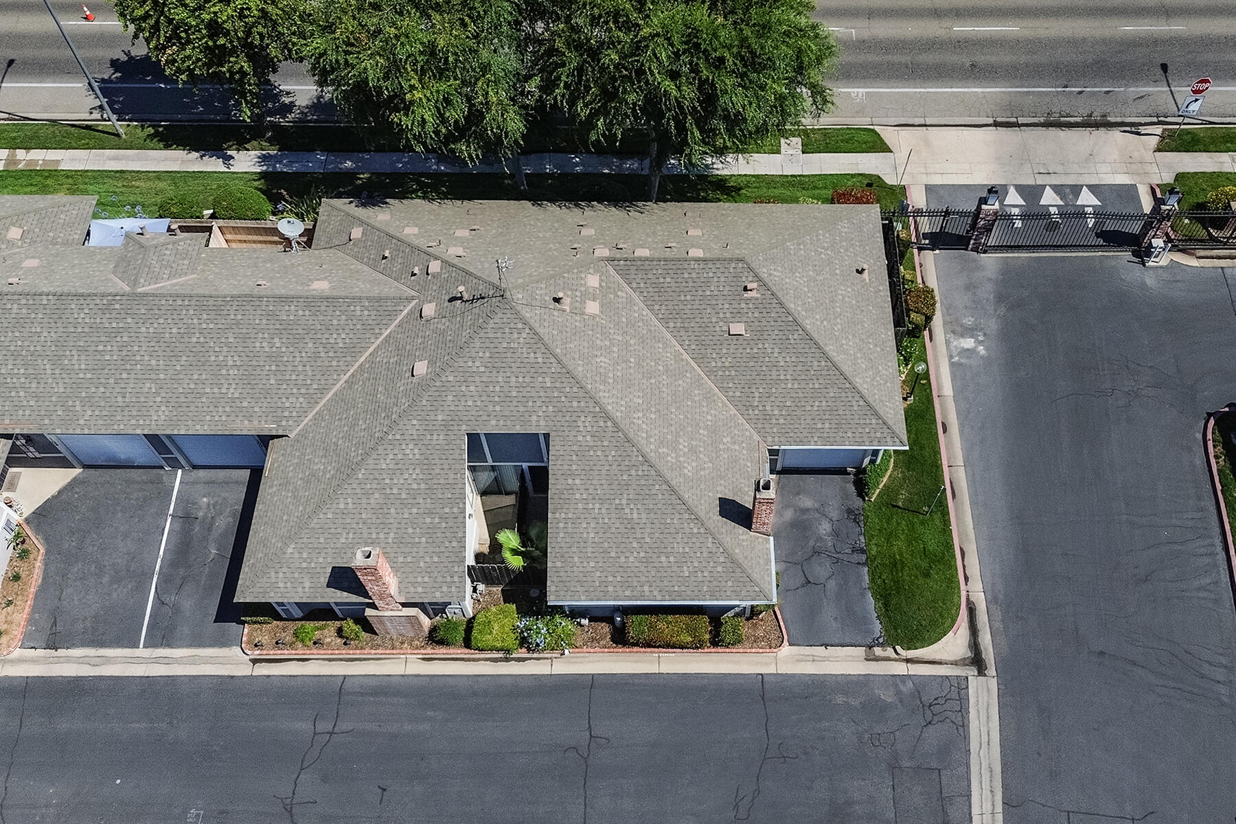 381 E Nees Ave #101, Fresno, CA 93720