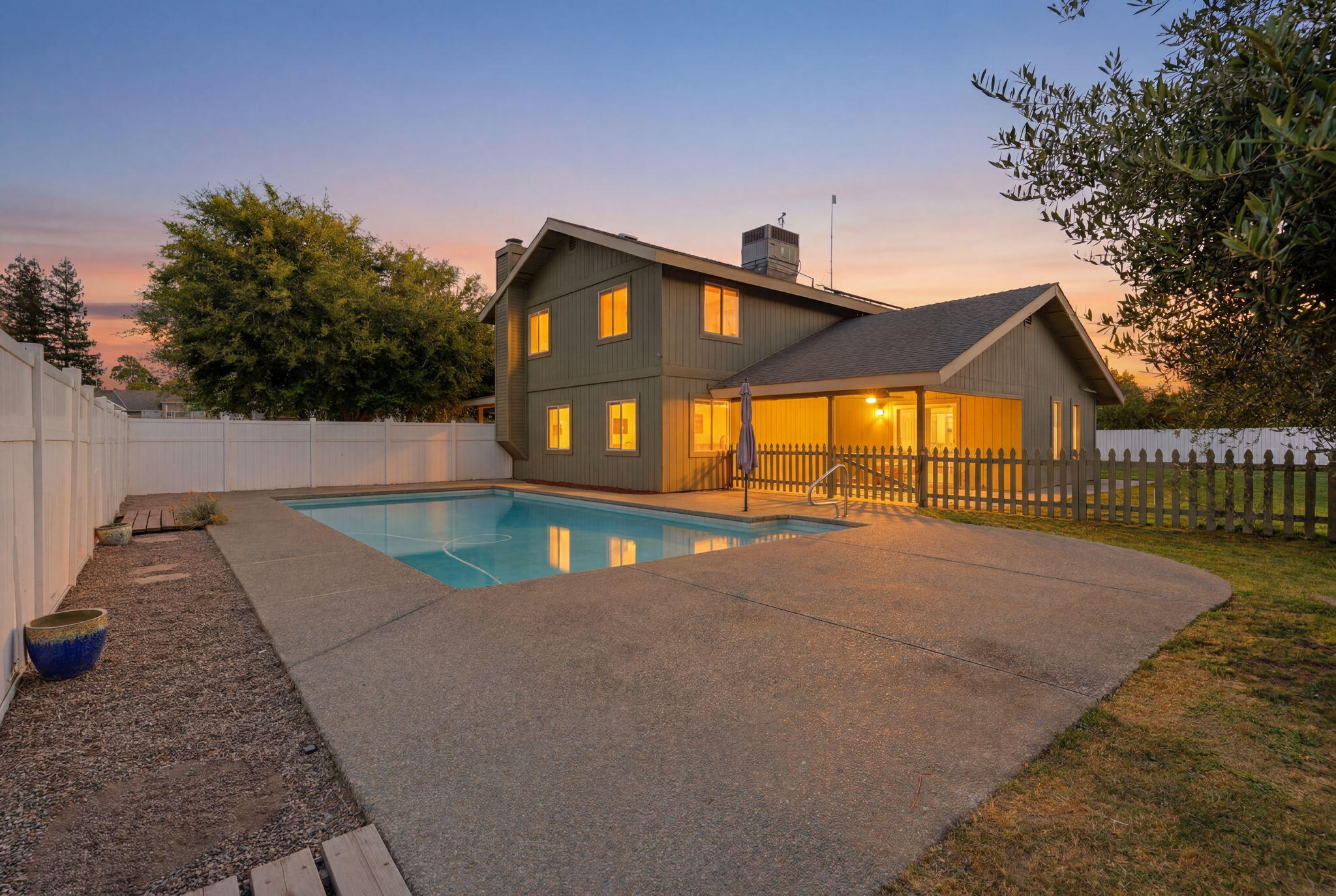 16709 Avenue 264 #a, Visalia, CA 93292