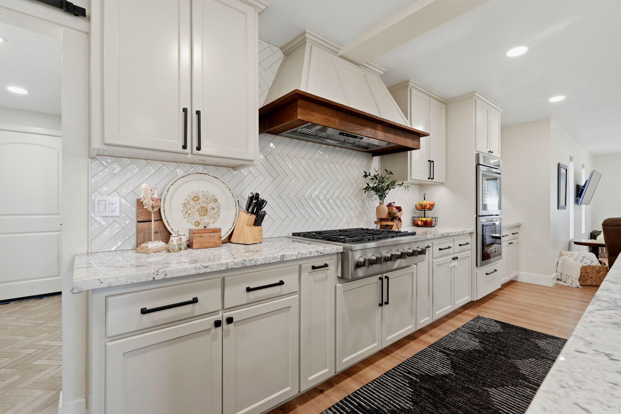 16709 Avenue 264 #a, Visalia, CA 93292