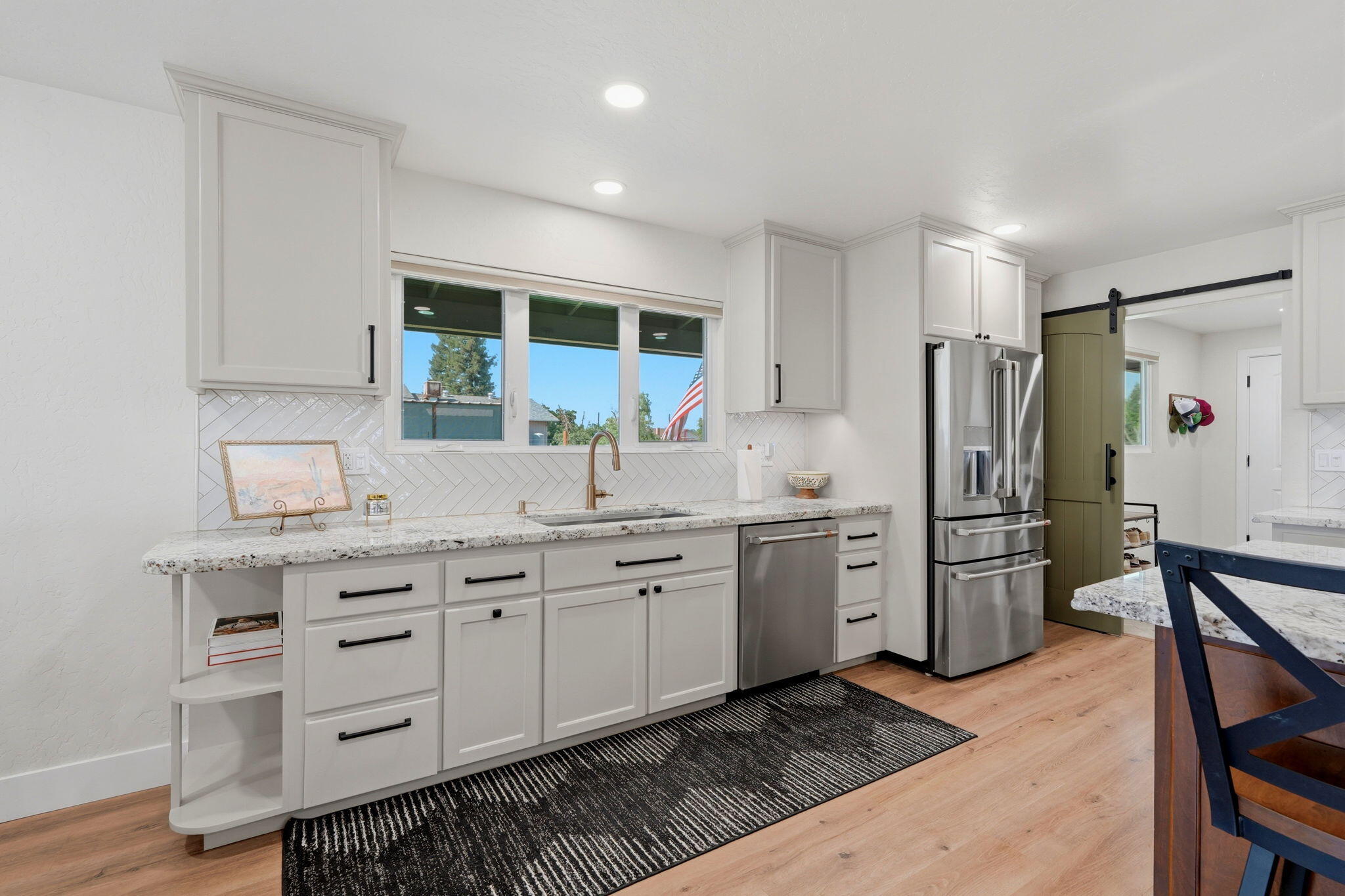 16709 Avenue 264 #a, Visalia, CA 93292