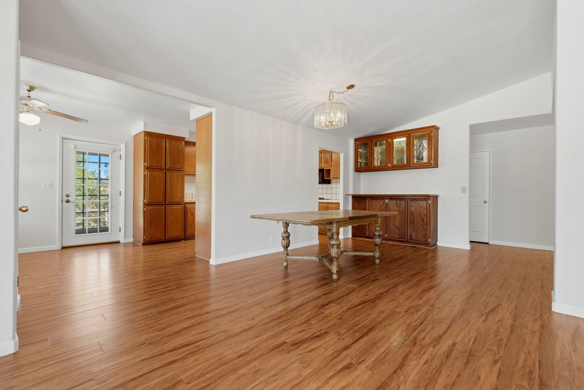 16709 Avenue 264 #a, Visalia, CA 93292