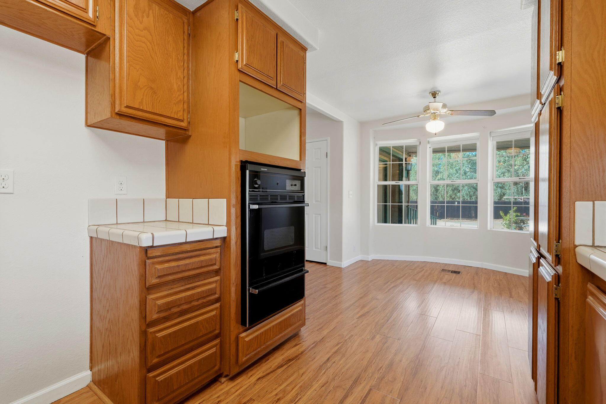 16709 Avenue 264 #a, Visalia, CA 93292