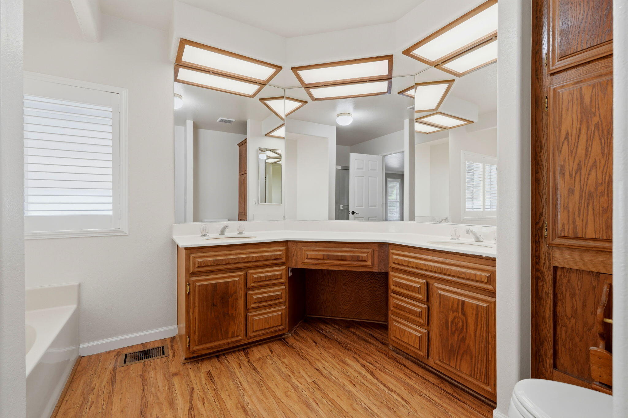 16709 Avenue 264 #a, Visalia, CA 93292