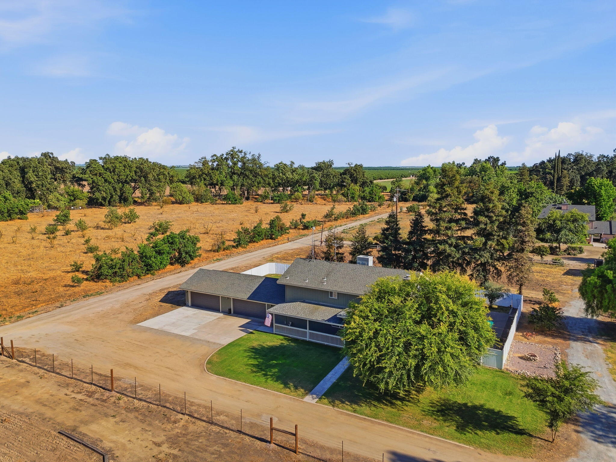 16709 Avenue 264 #a, Visalia, CA 93292