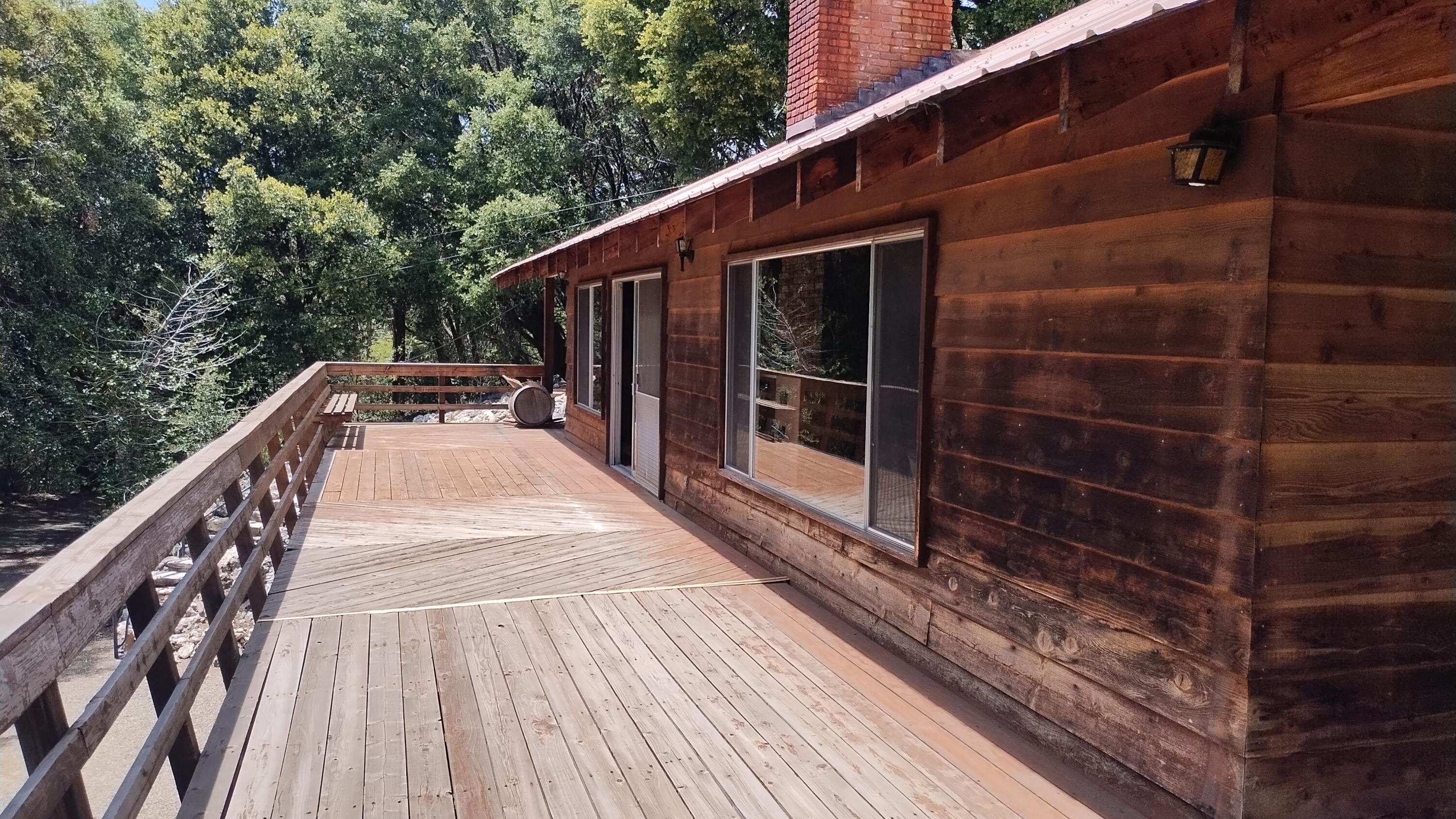 538 Acorn Dr, Camp Nelson, CA 93265