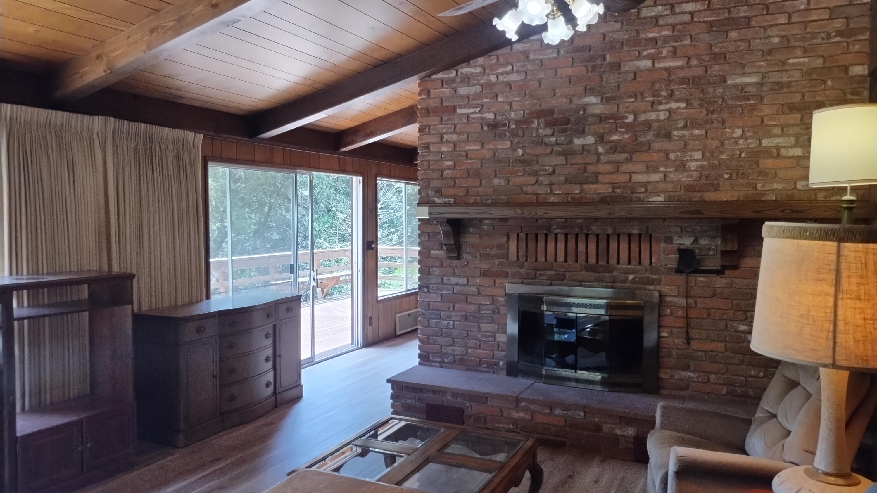 538 Acorn Dr, Camp Nelson, CA 93265