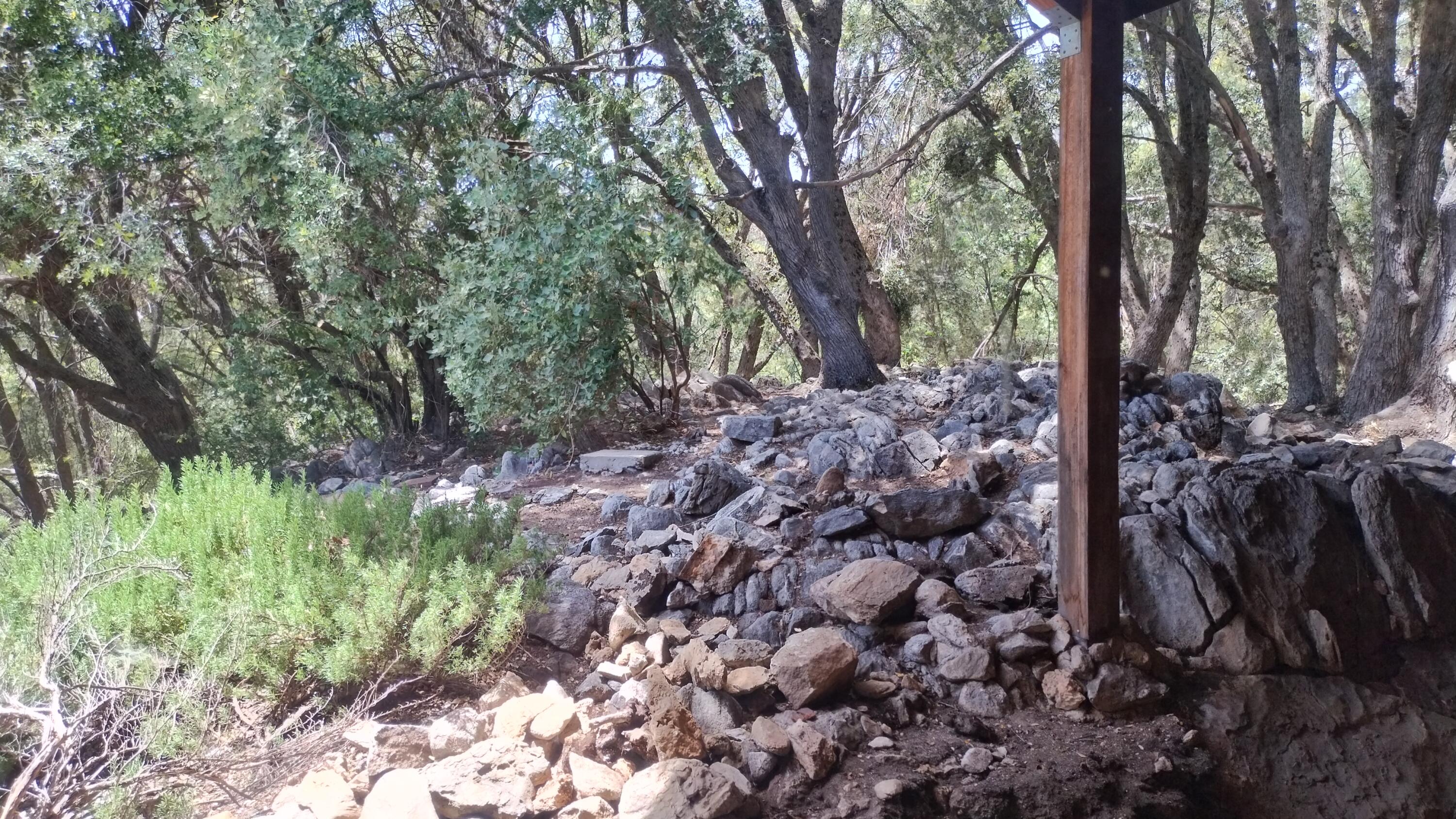 538 Acorn Dr, Camp Nelson, CA 93265