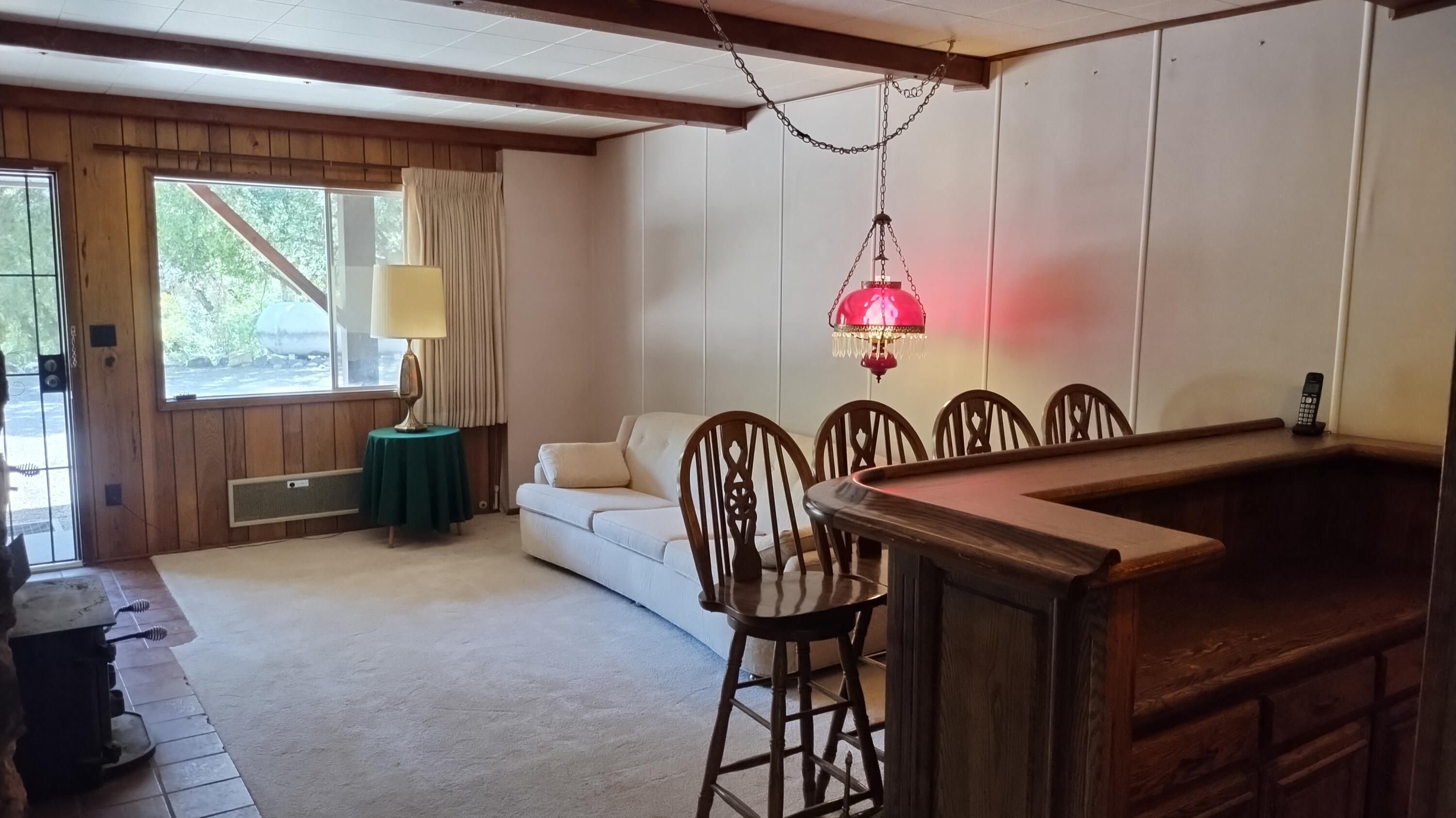 538 Acorn Dr, Camp Nelson, CA 93265