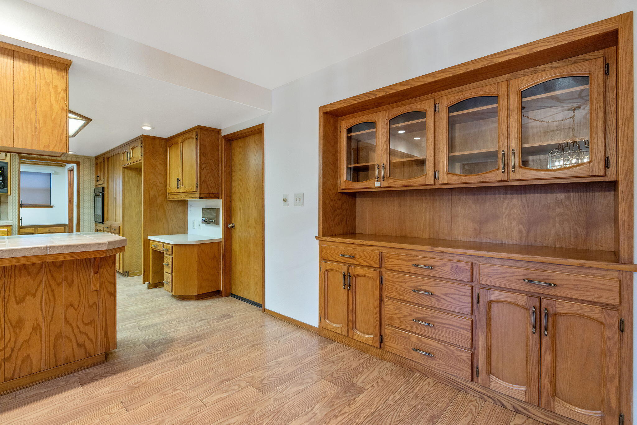 475 E Mercedes Ave, Tulare, CA 93274