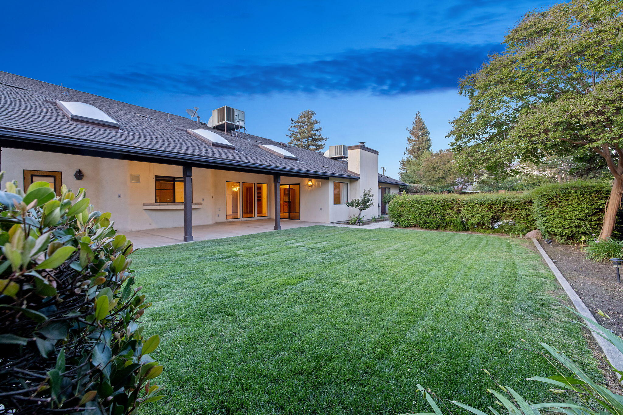 475 E Mercedes Ave, Tulare, CA 93274