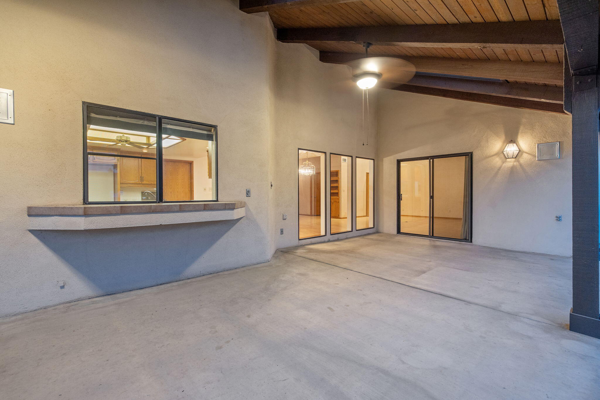 475 E Mercedes Ave, Tulare, CA 93274