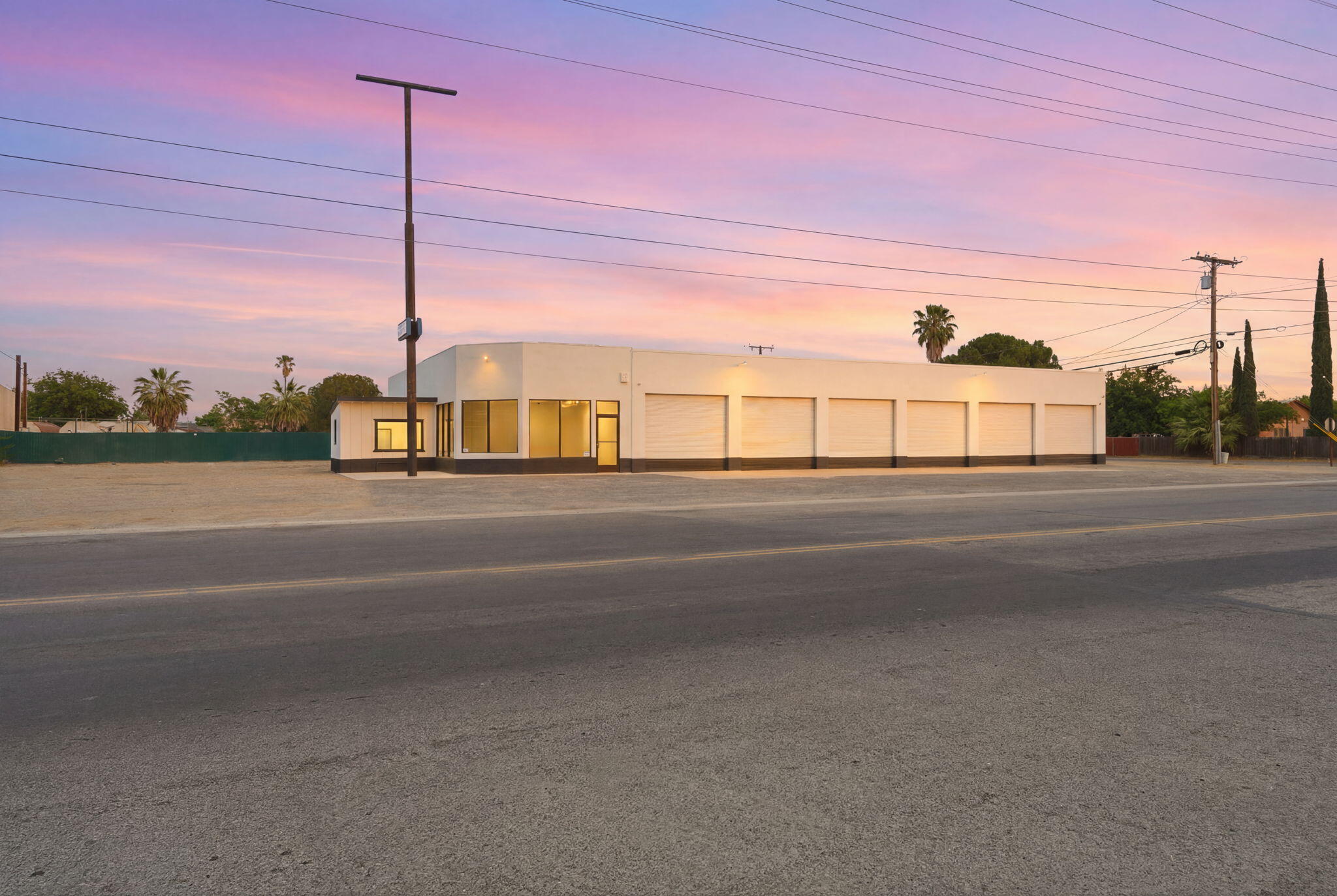 654 E Terra Bella Ave, Pixley, CA 93256