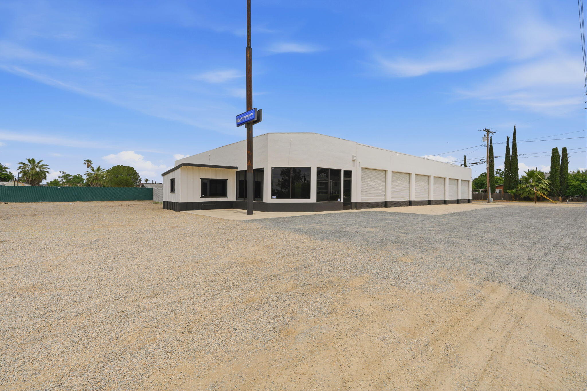 654 E Terra Bella Ave, Pixley, CA 93256