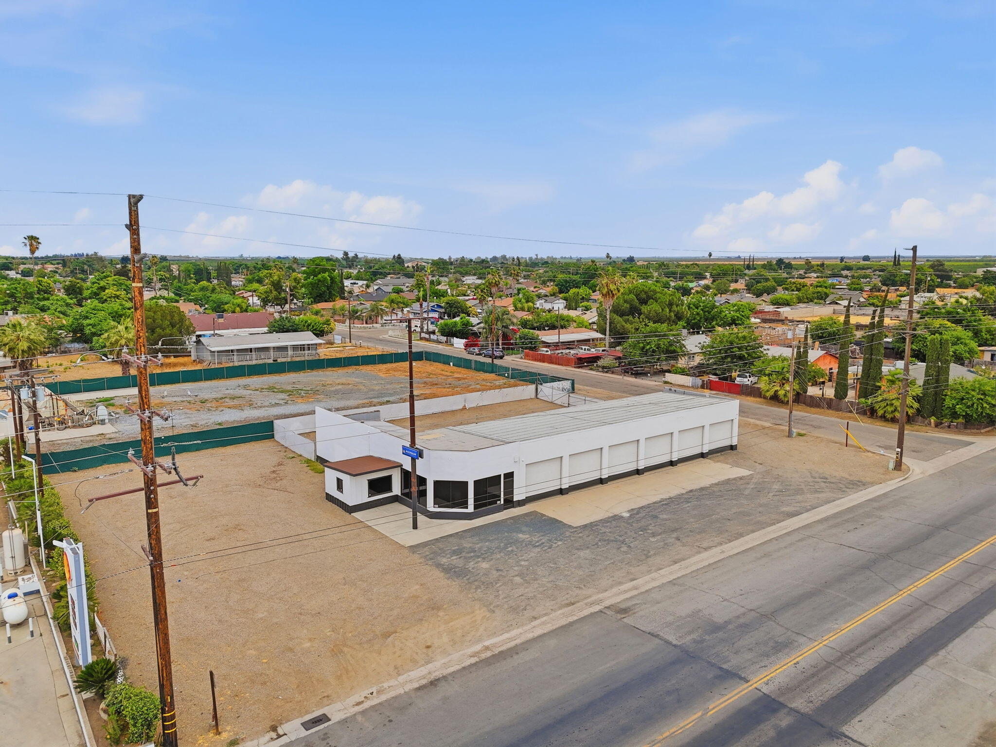 654 E Terra Bella Ave, Pixley, CA 93256