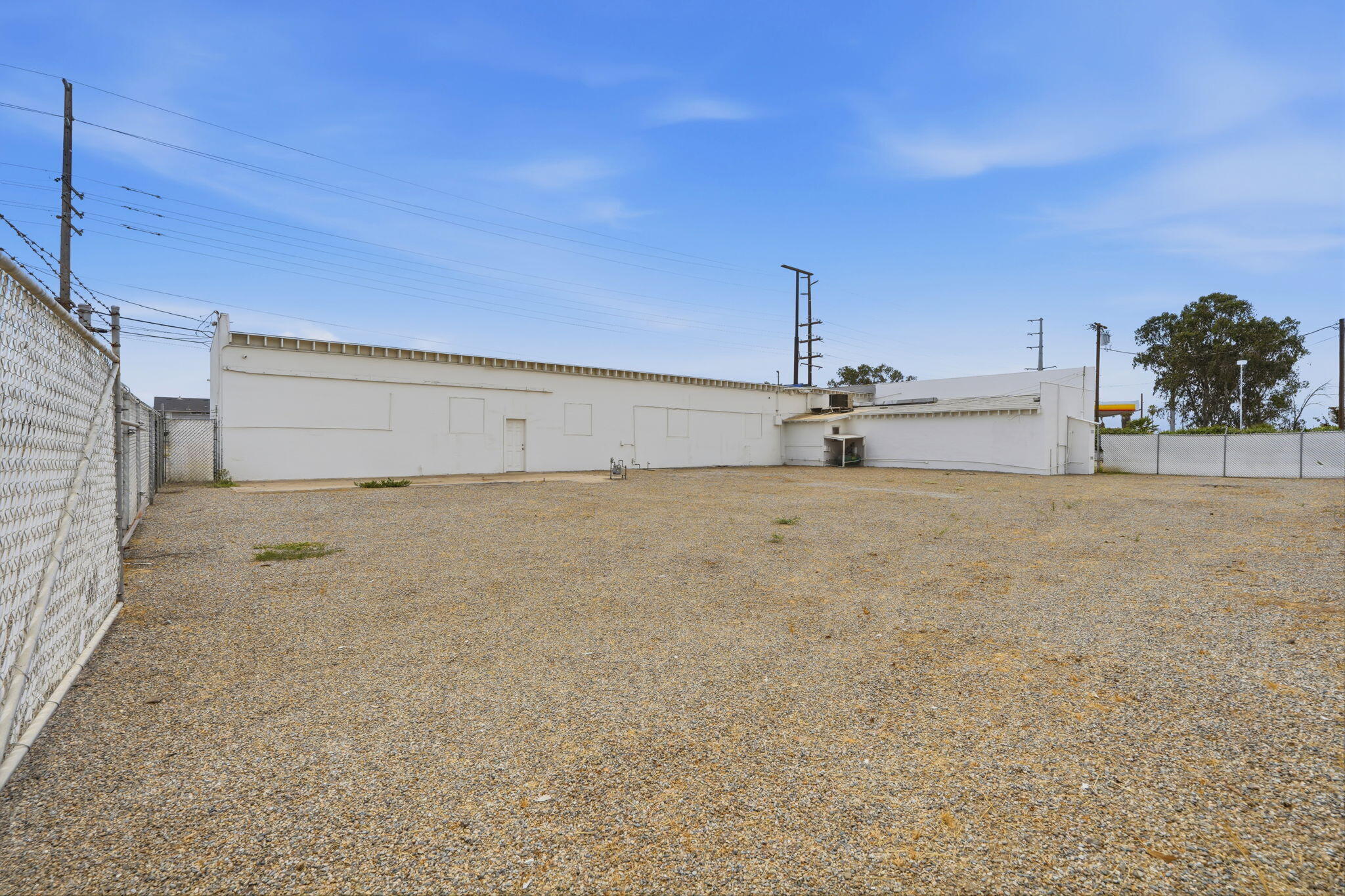 654 E Terra Bella Ave, Pixley, CA 93256