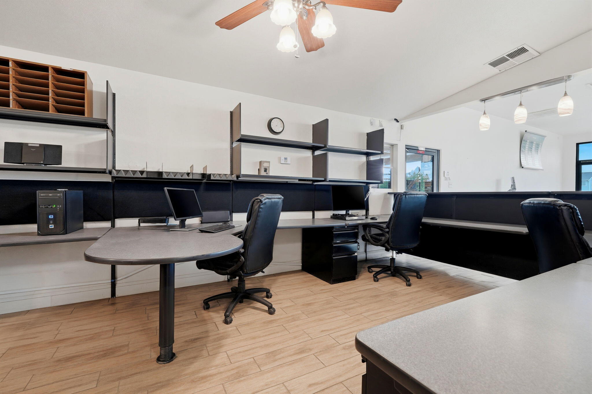 654 E Terra Bella Ave, Pixley, CA 93256