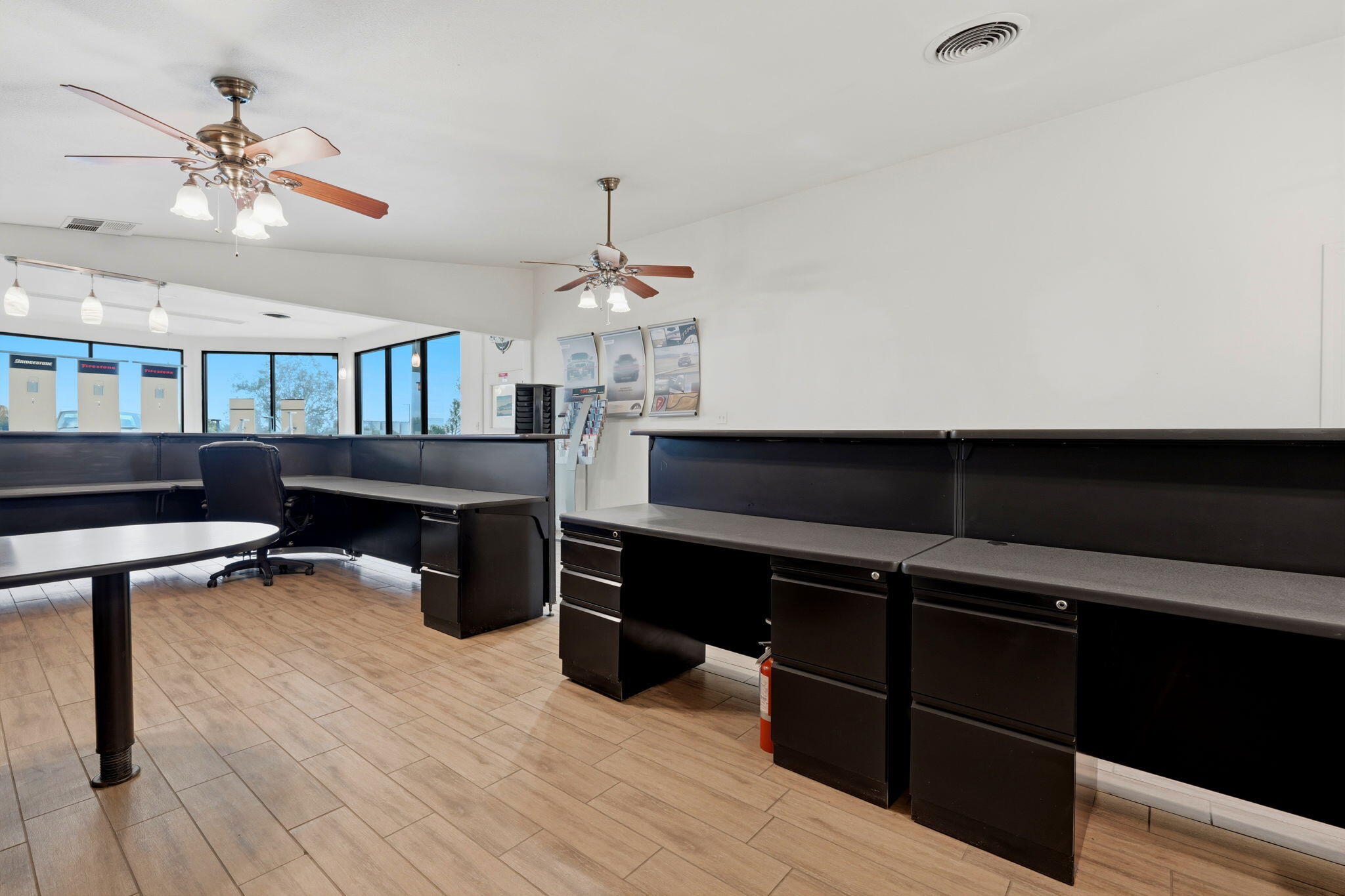 654 E Terra Bella Ave, Pixley, CA 93256
