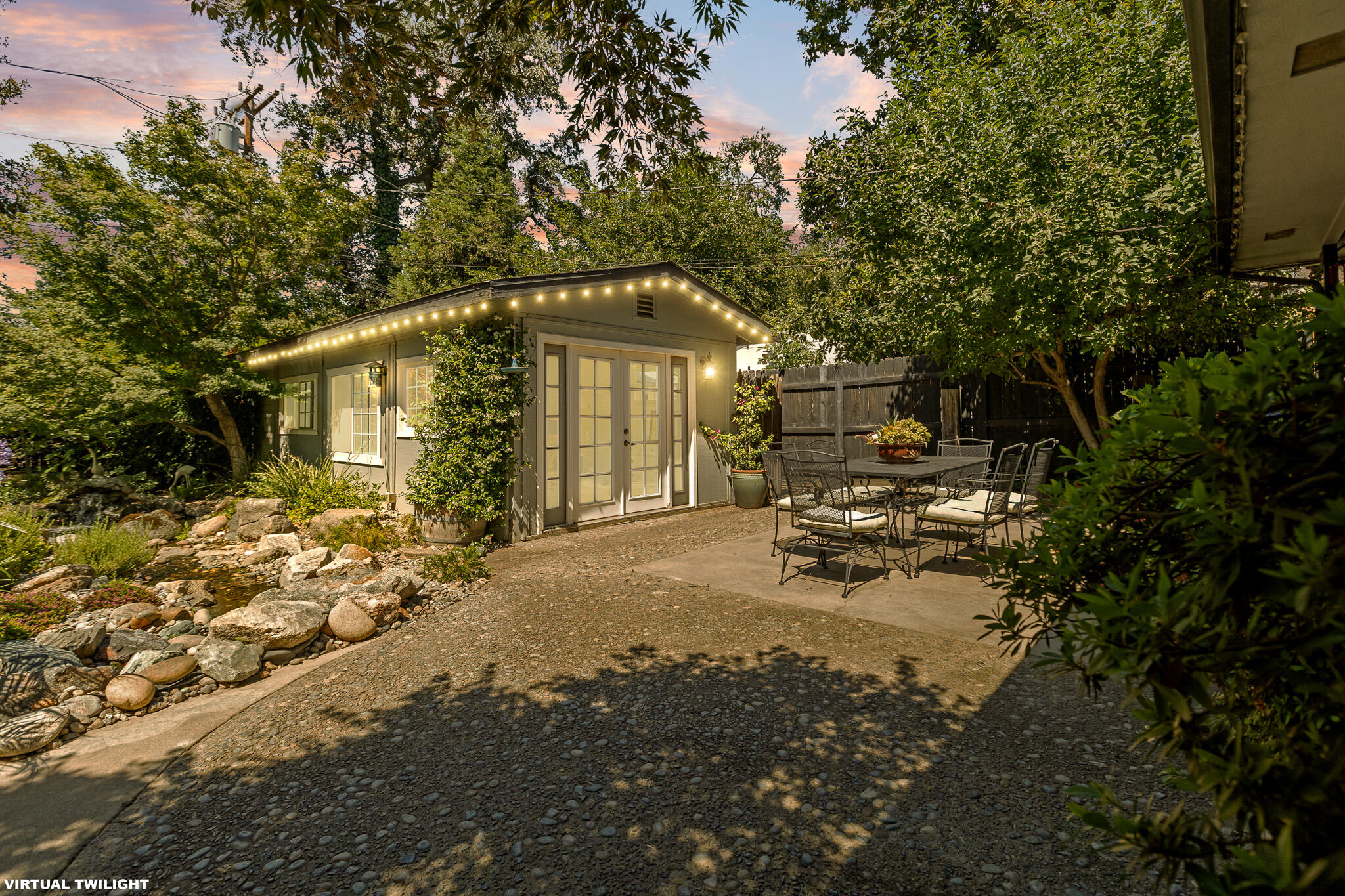 1610 W Meadow Ave, Visalia, CA 93277