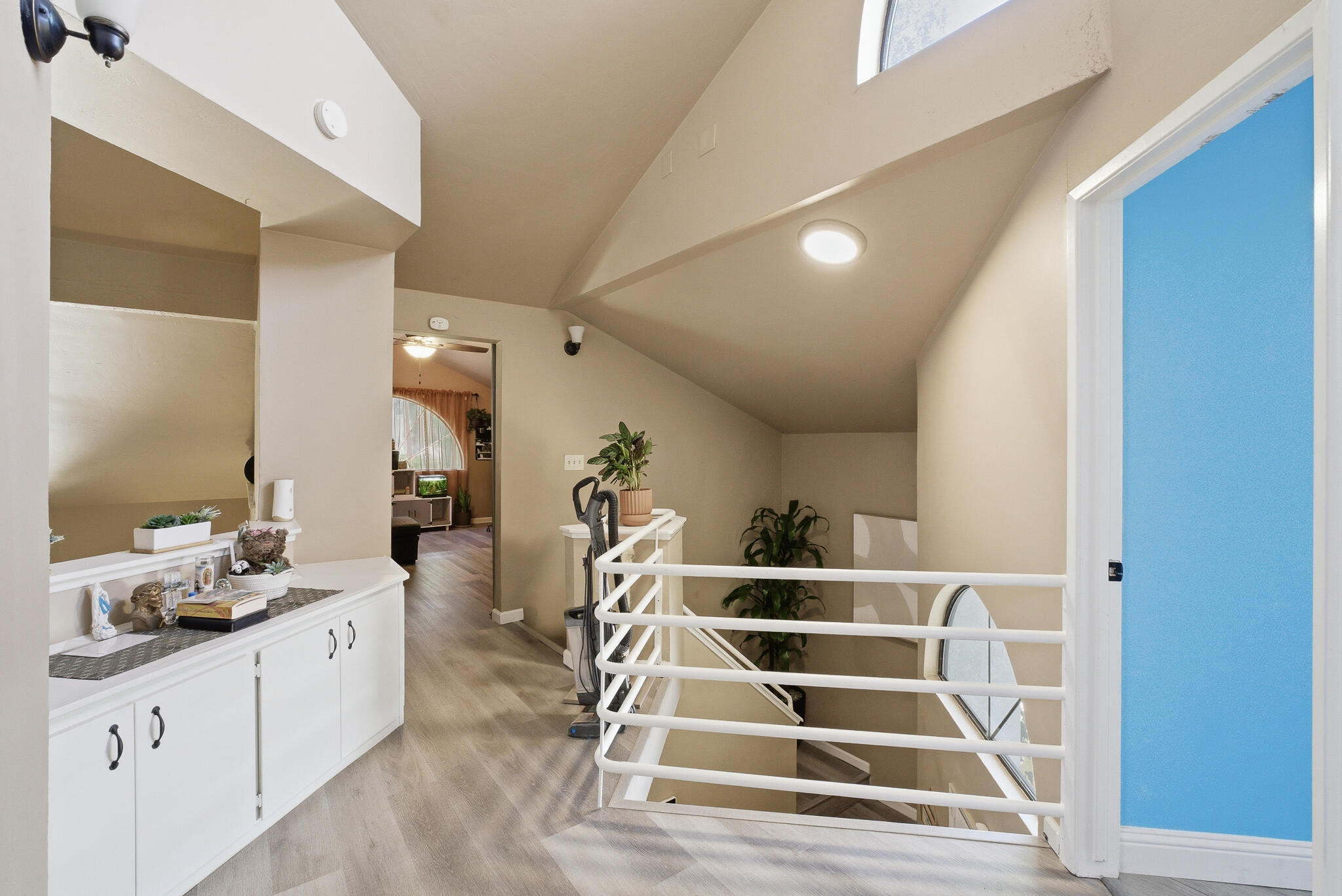 1624 E Castleview Dr, Visalia, CA 93292