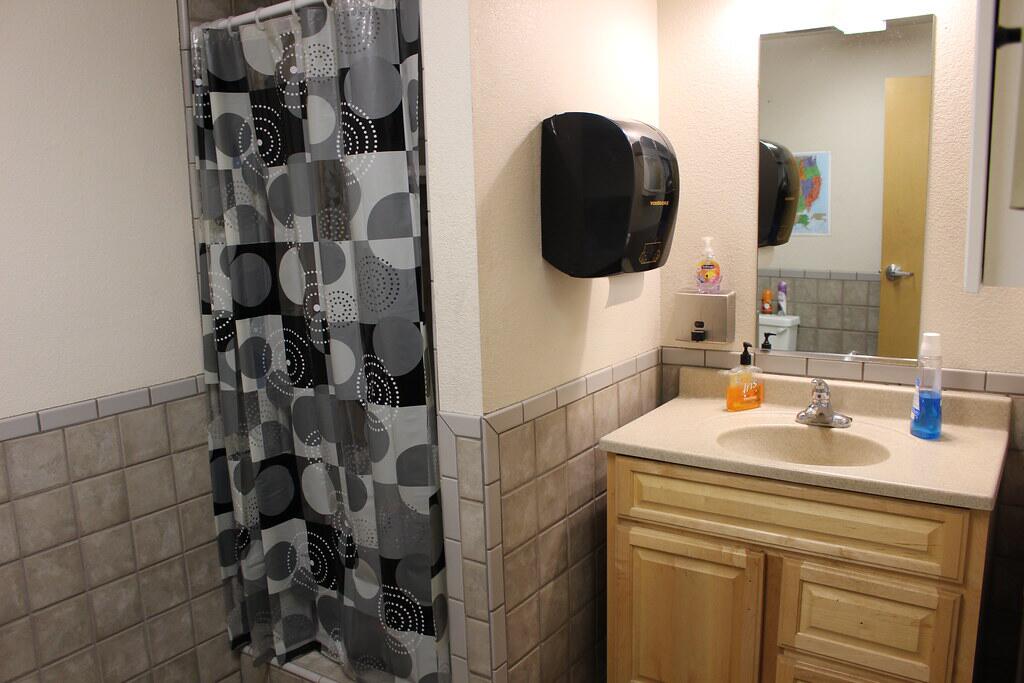 1164 W Olive Ave, Porterville, CA 93257