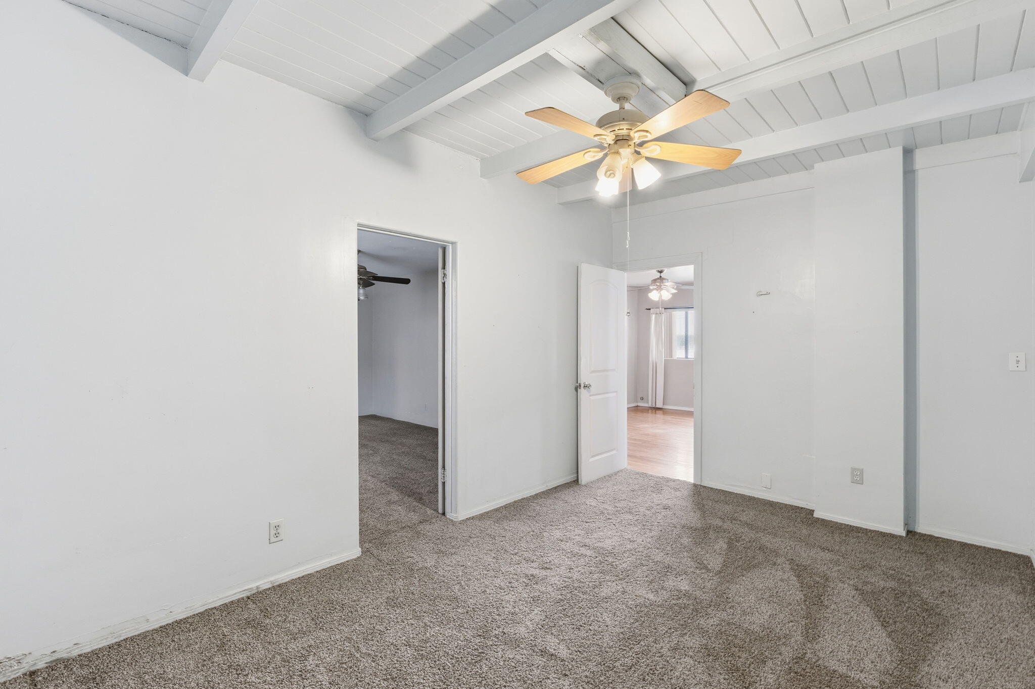 2860 Waukena Dr, Tulare, CA 93274