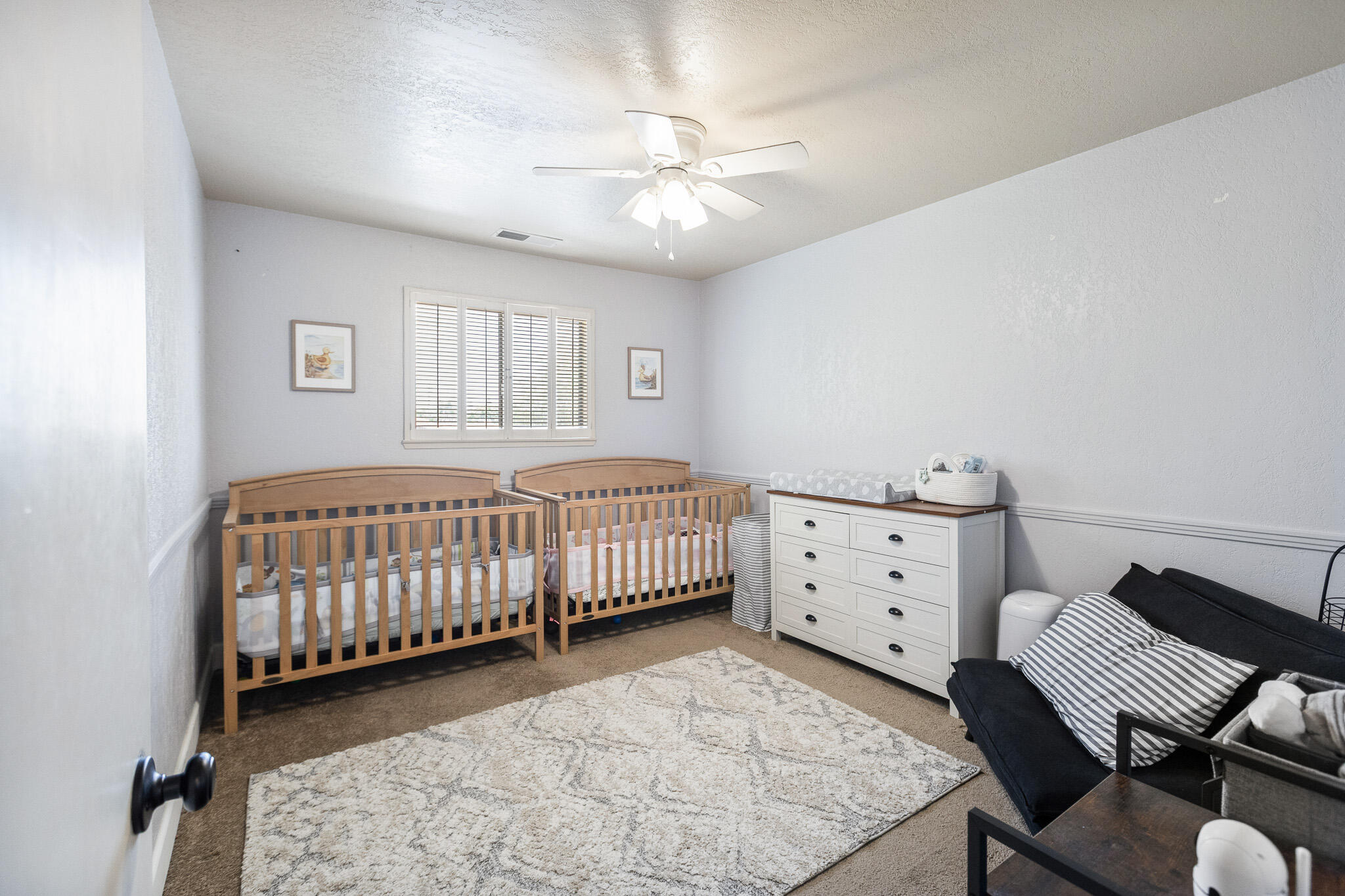 2934 W Cherry Ct, Visalia, CA 93277