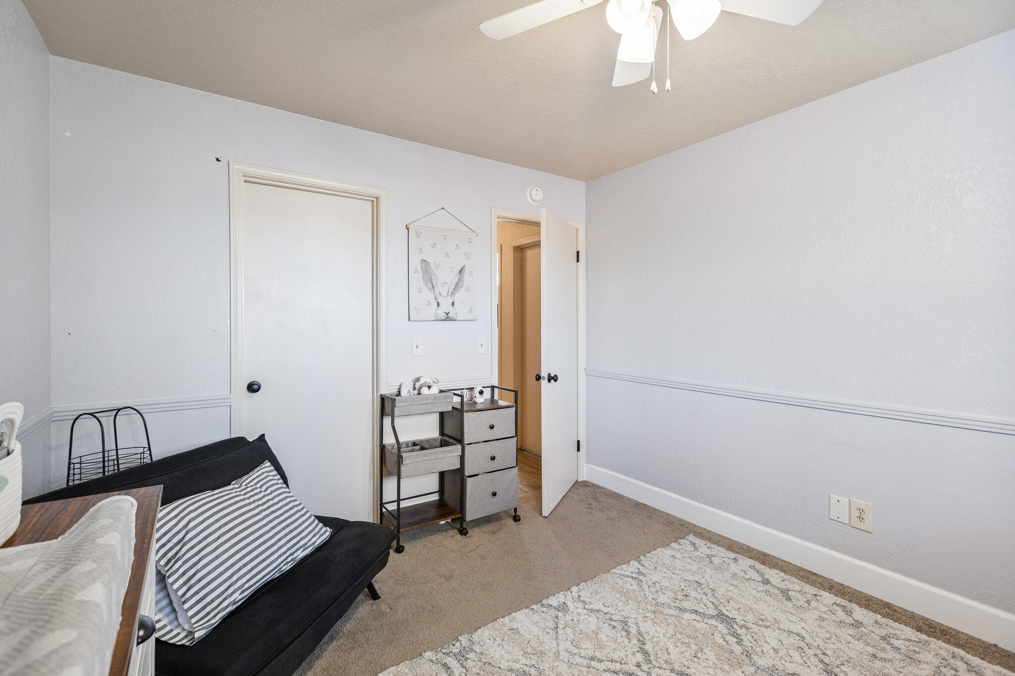 2934 W Cherry Ct, Visalia, CA 93277