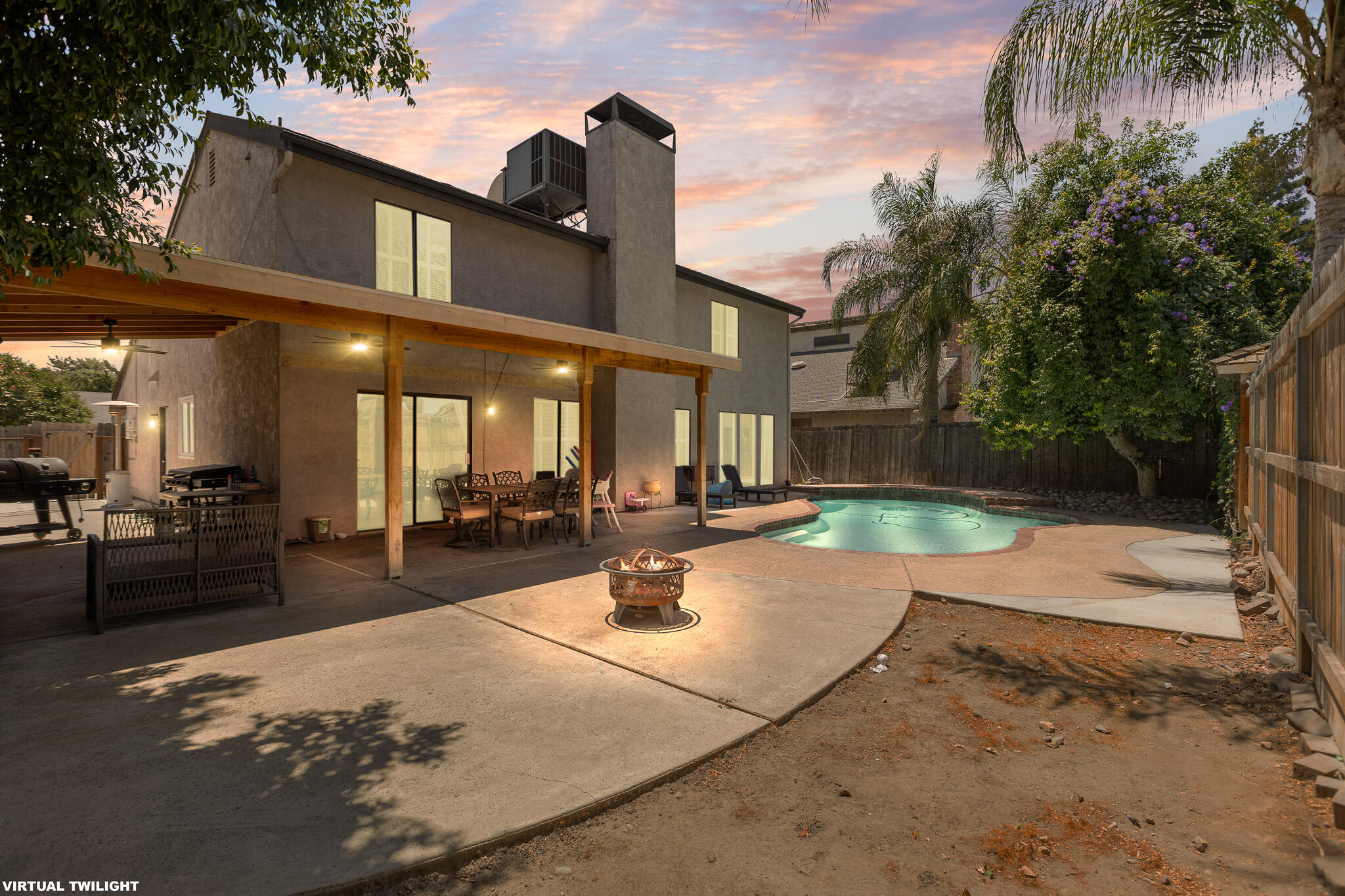 2934 W Cherry Ct, Visalia, CA 93277