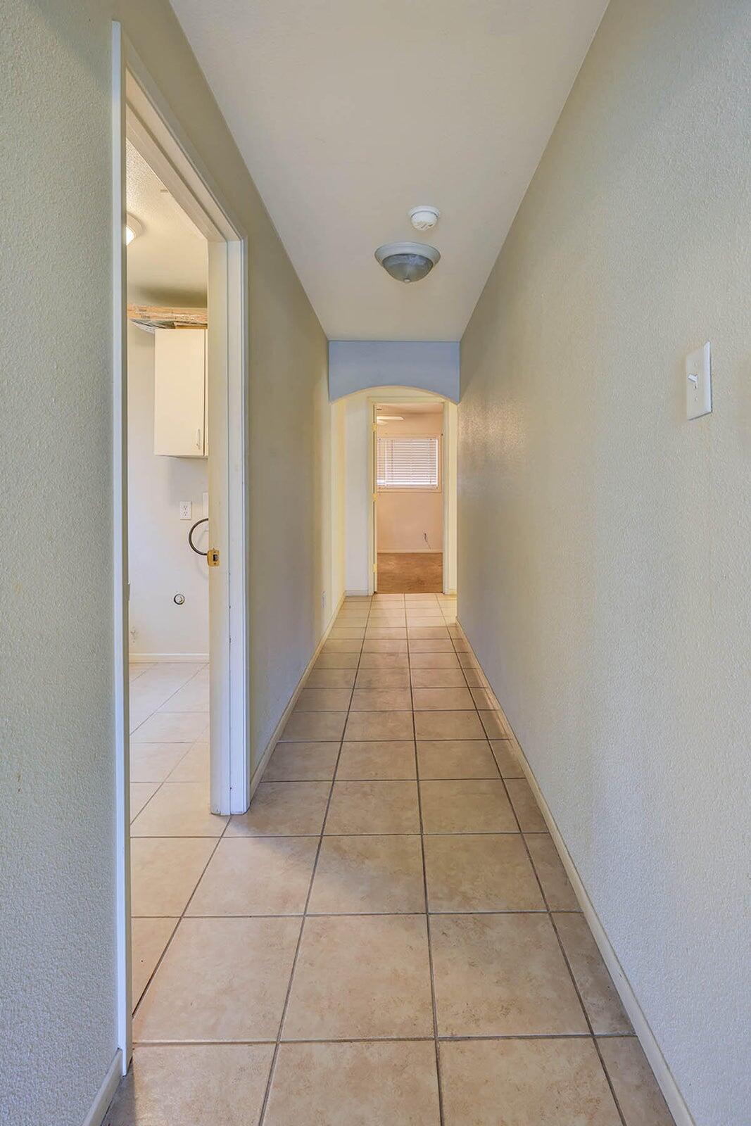 176 N Manzanillo St, Woodlake, CA 93286