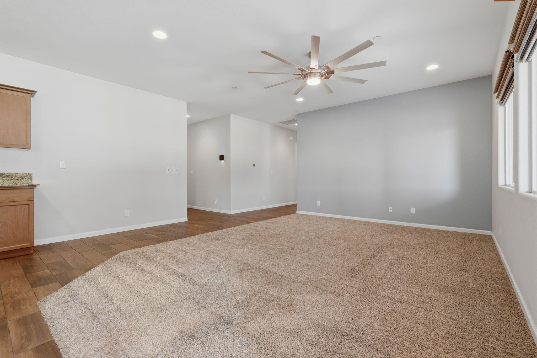 1078 Geneva Dr, Lemoore, CA 93245