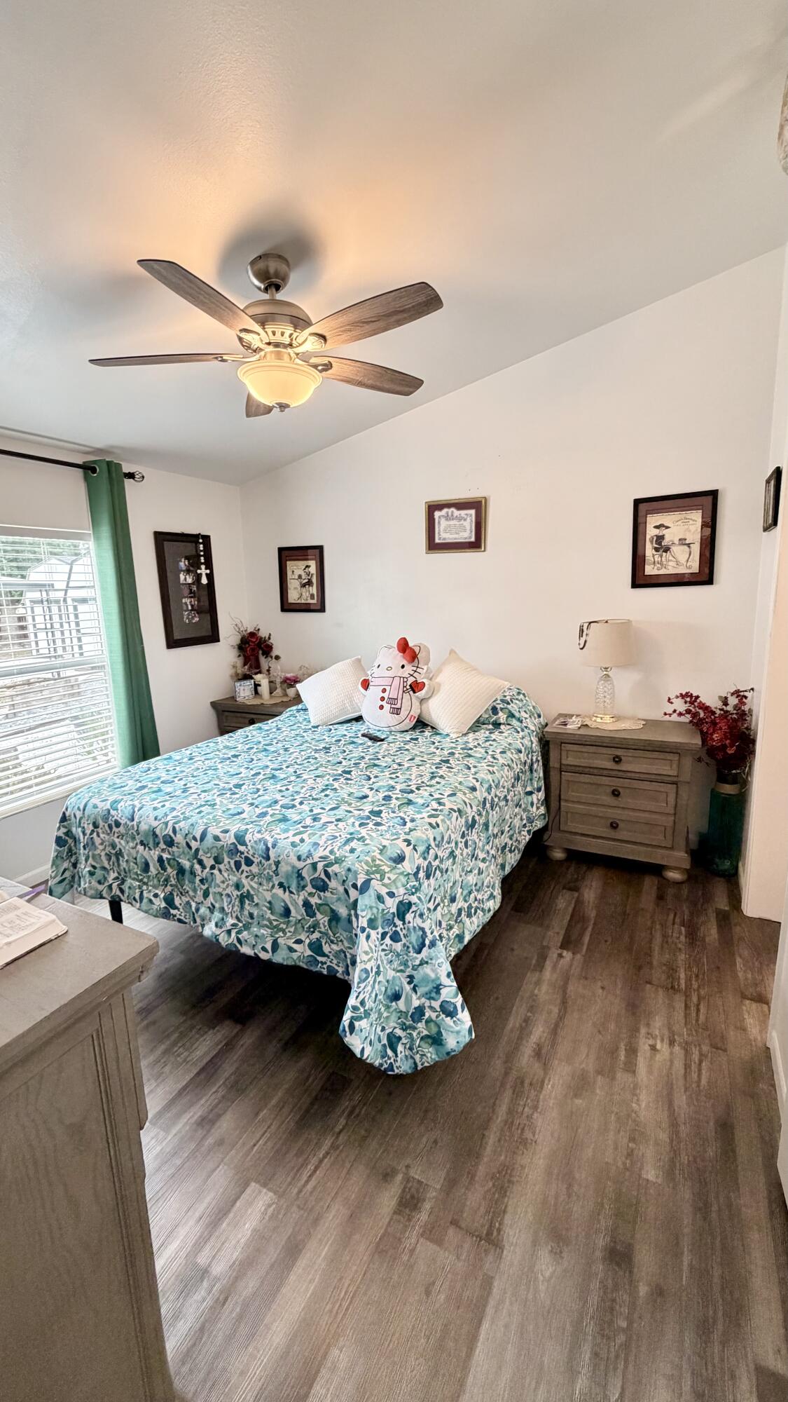 2400 W Midvalley Ave, Visalia, CA 93277
