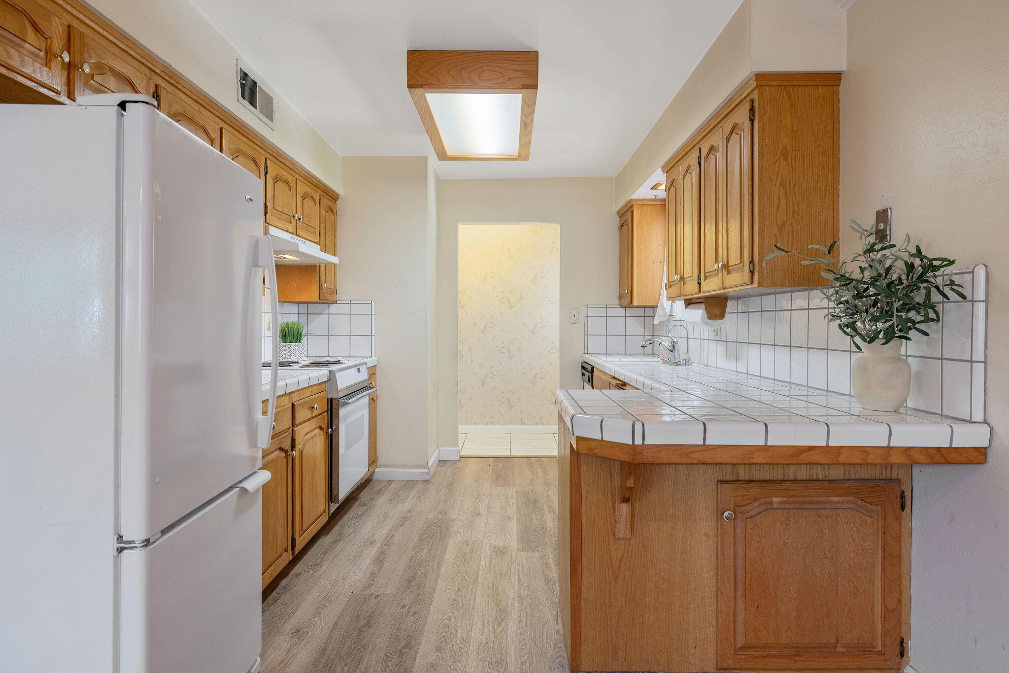 4909 E Fillmore Ave, Fresno, CA 93727