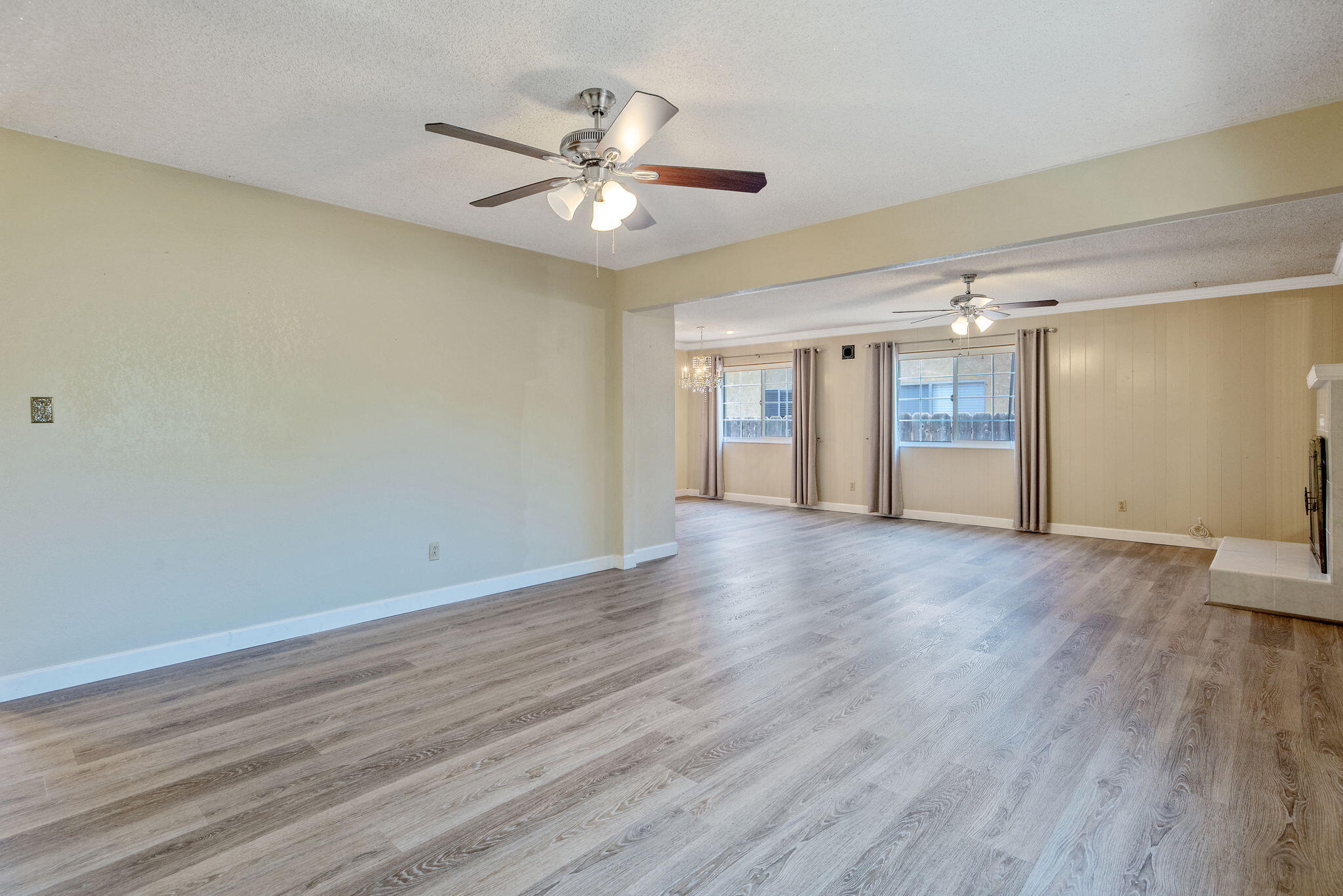 4909 E Fillmore Ave, Fresno, CA 93727