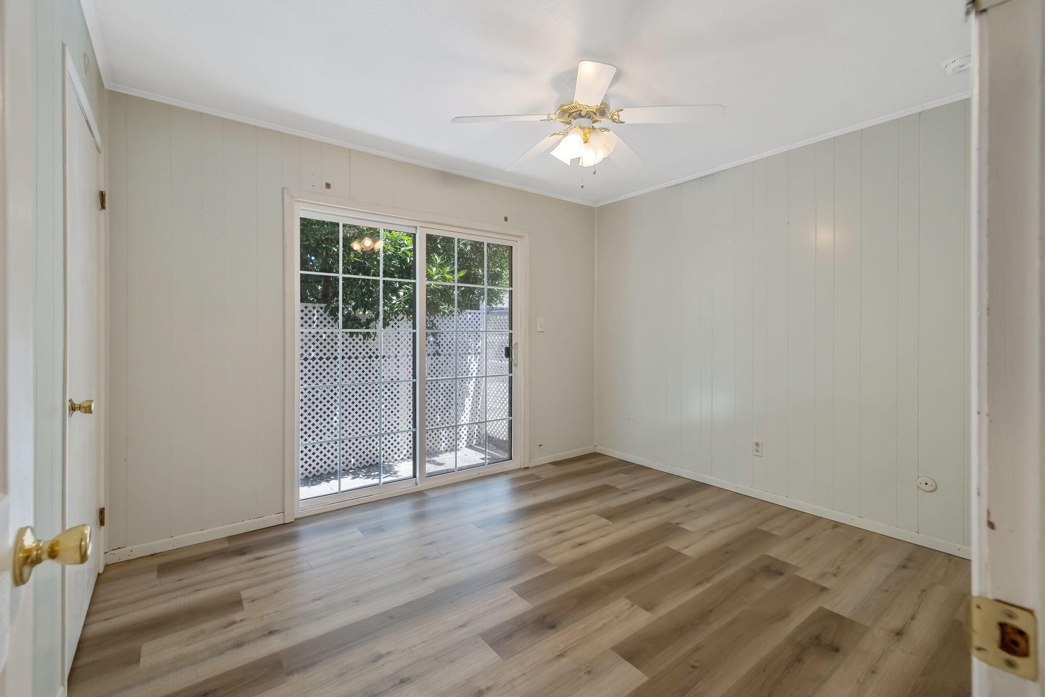 4909 E Fillmore Ave, Fresno, CA 93727