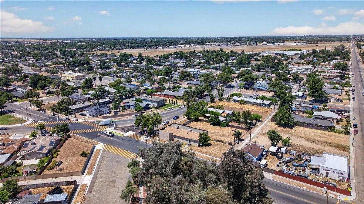 732 S Trinity St, Fresno, CA 93706