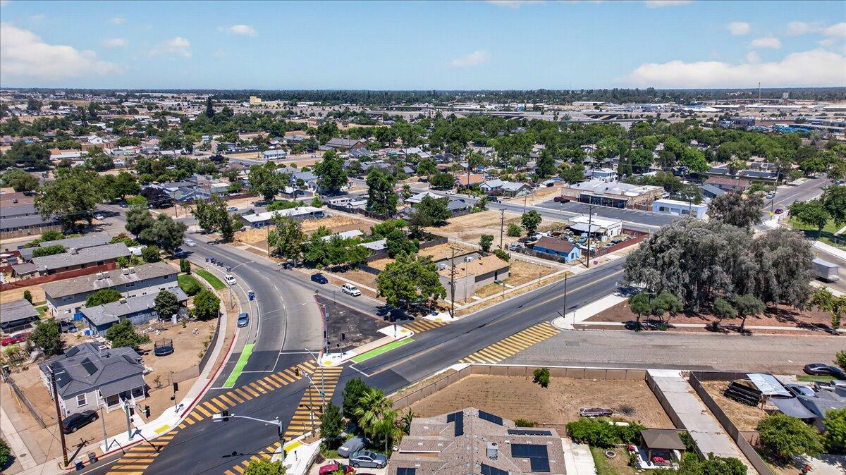 732 S Trinity St, Fresno, CA 93706