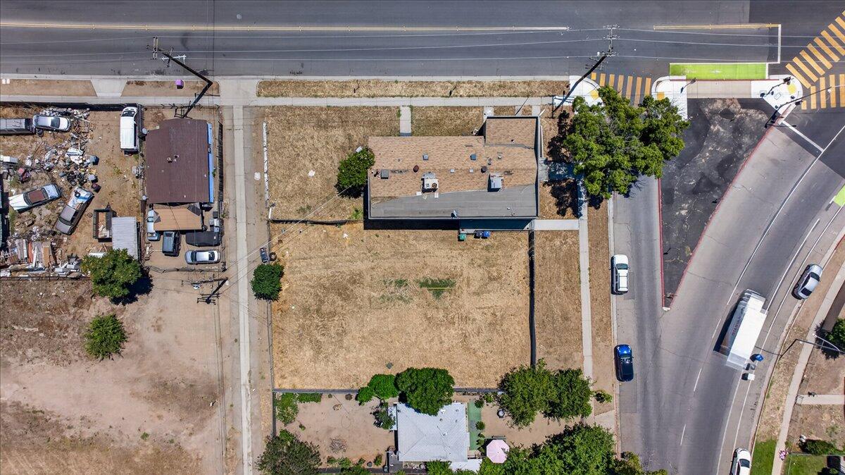 732 S Trinity St, Fresno, CA 93706