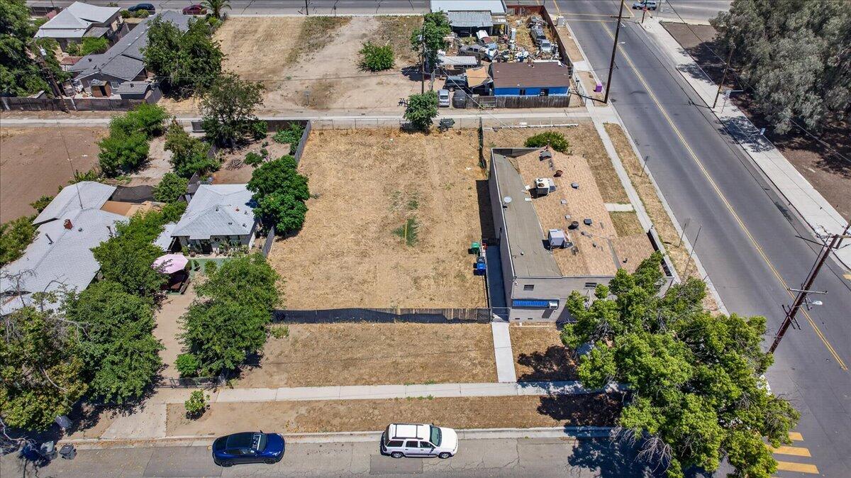 732 S Trinity St, Fresno, CA 93706