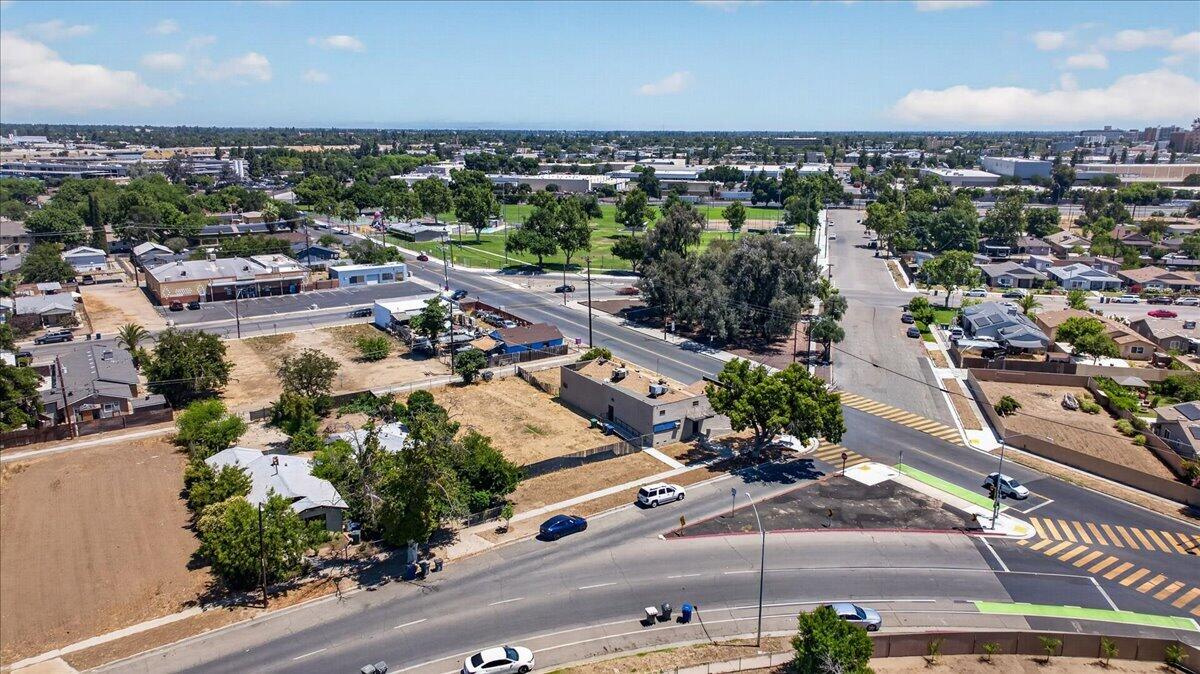 732 S Trinity St, Fresno, CA 93706