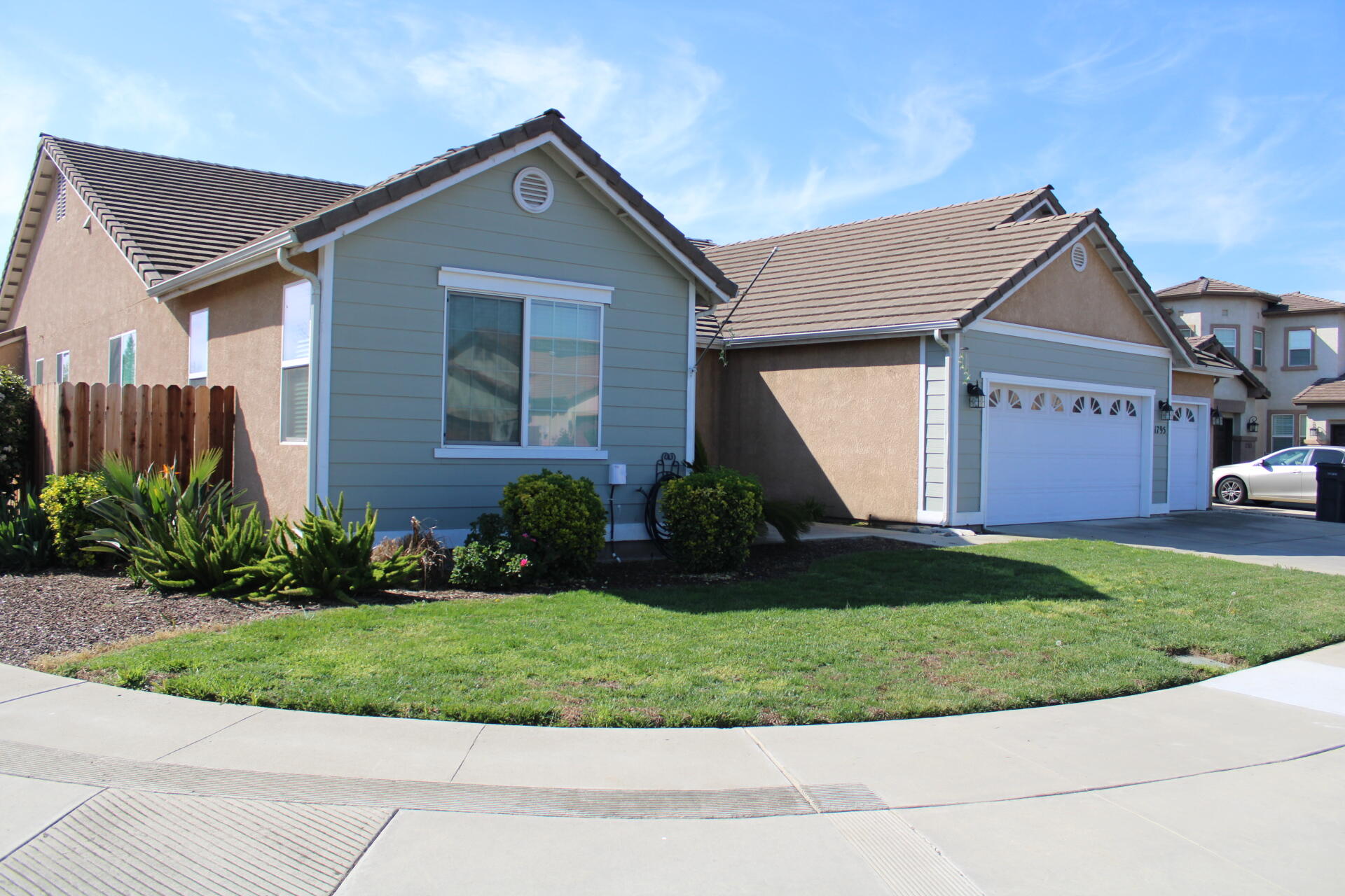 1795 Bettinelli Ct, Tulare, CA 93274