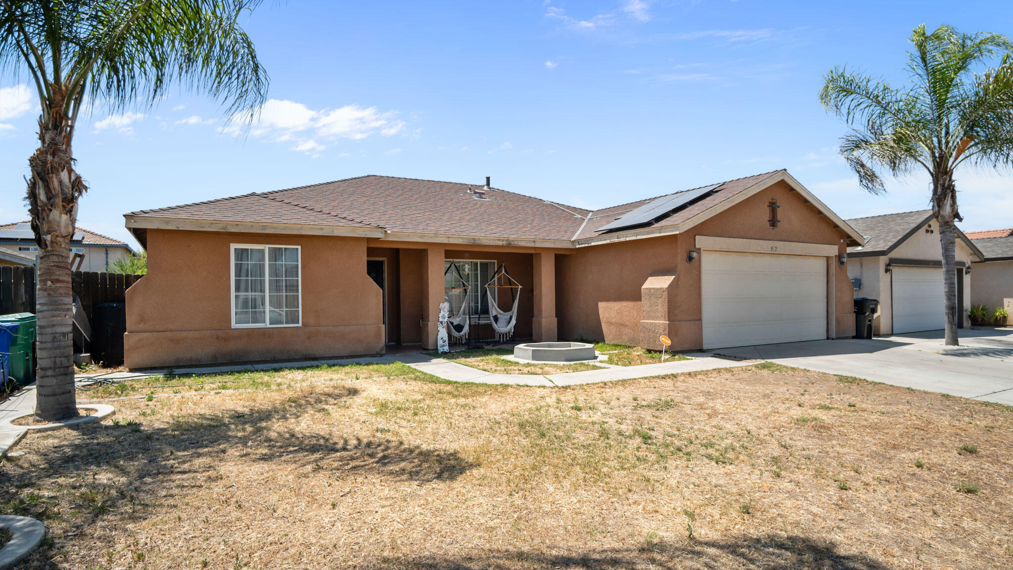557 S Indiana St, Porterville, CA 93257