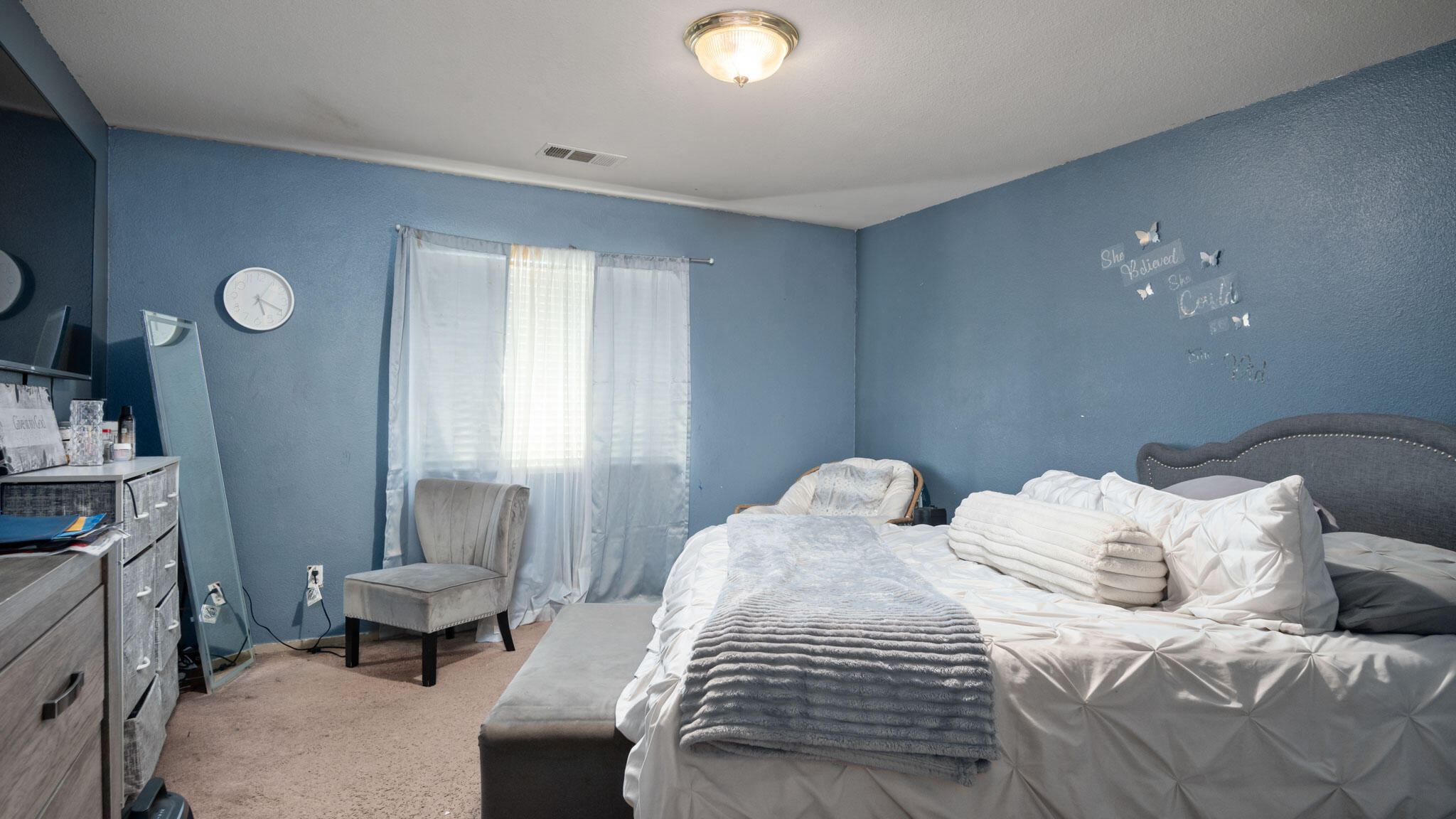 557 S Indiana St, Porterville, CA 93257