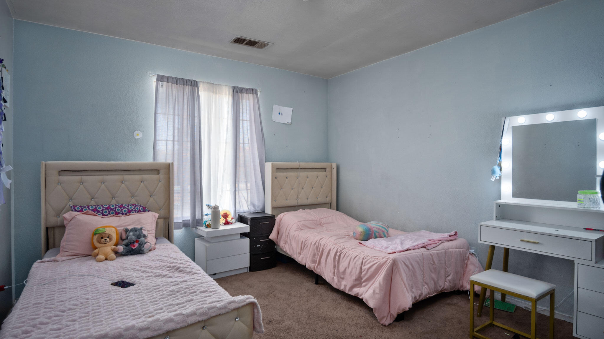 557 S Indiana St, Porterville, CA 93257