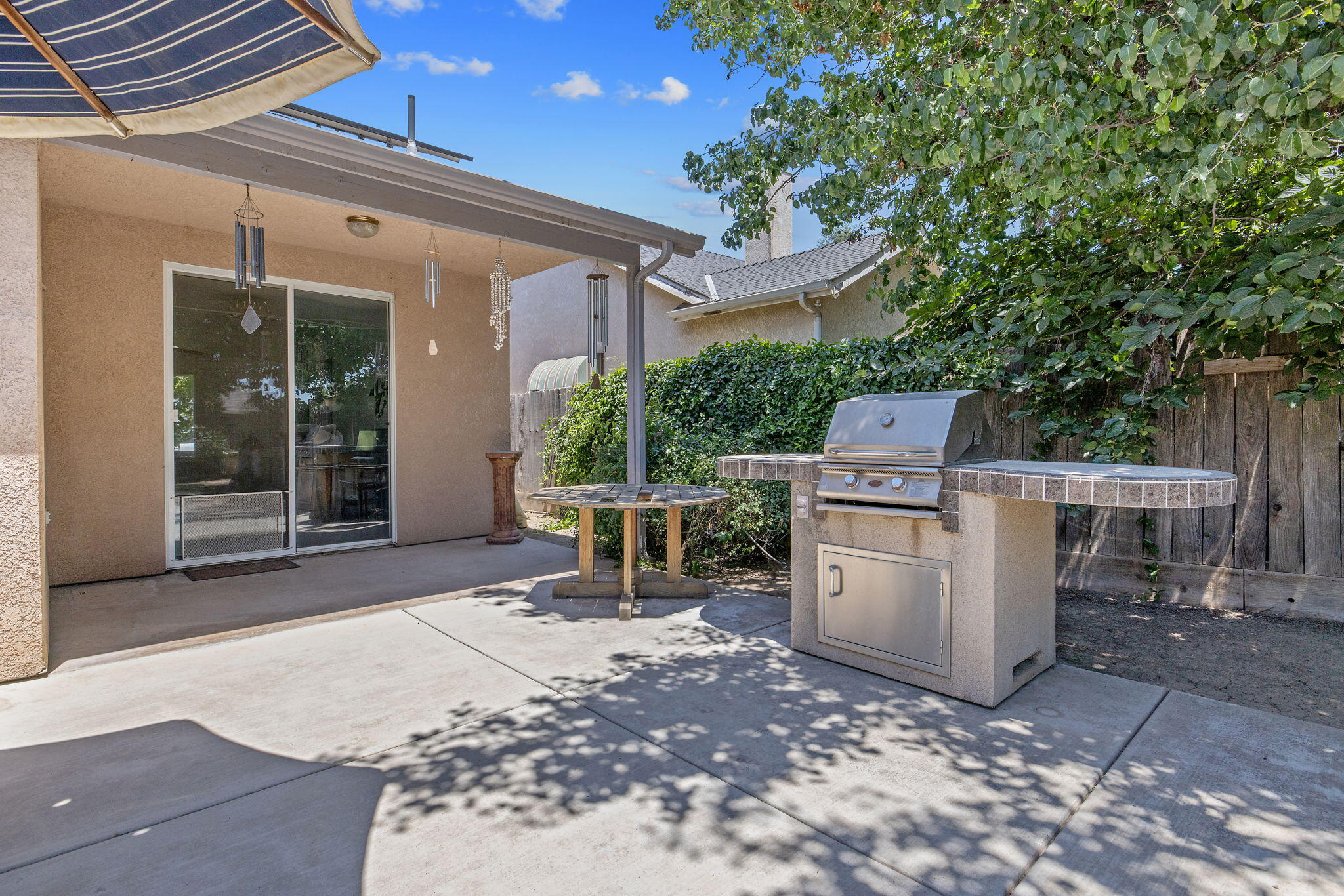 1156 Joy Ct, Exeter, CA 93221