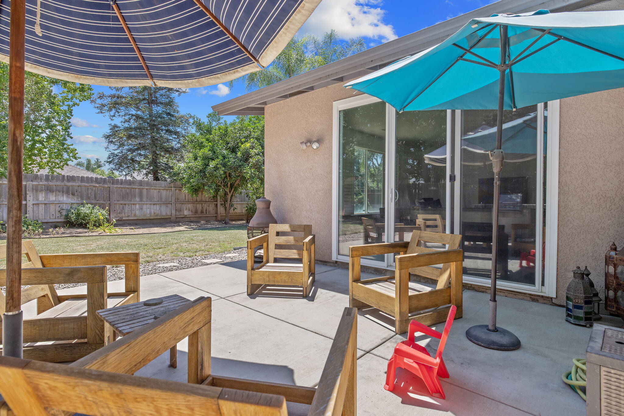 1156 Joy Ct, Exeter, CA 93221