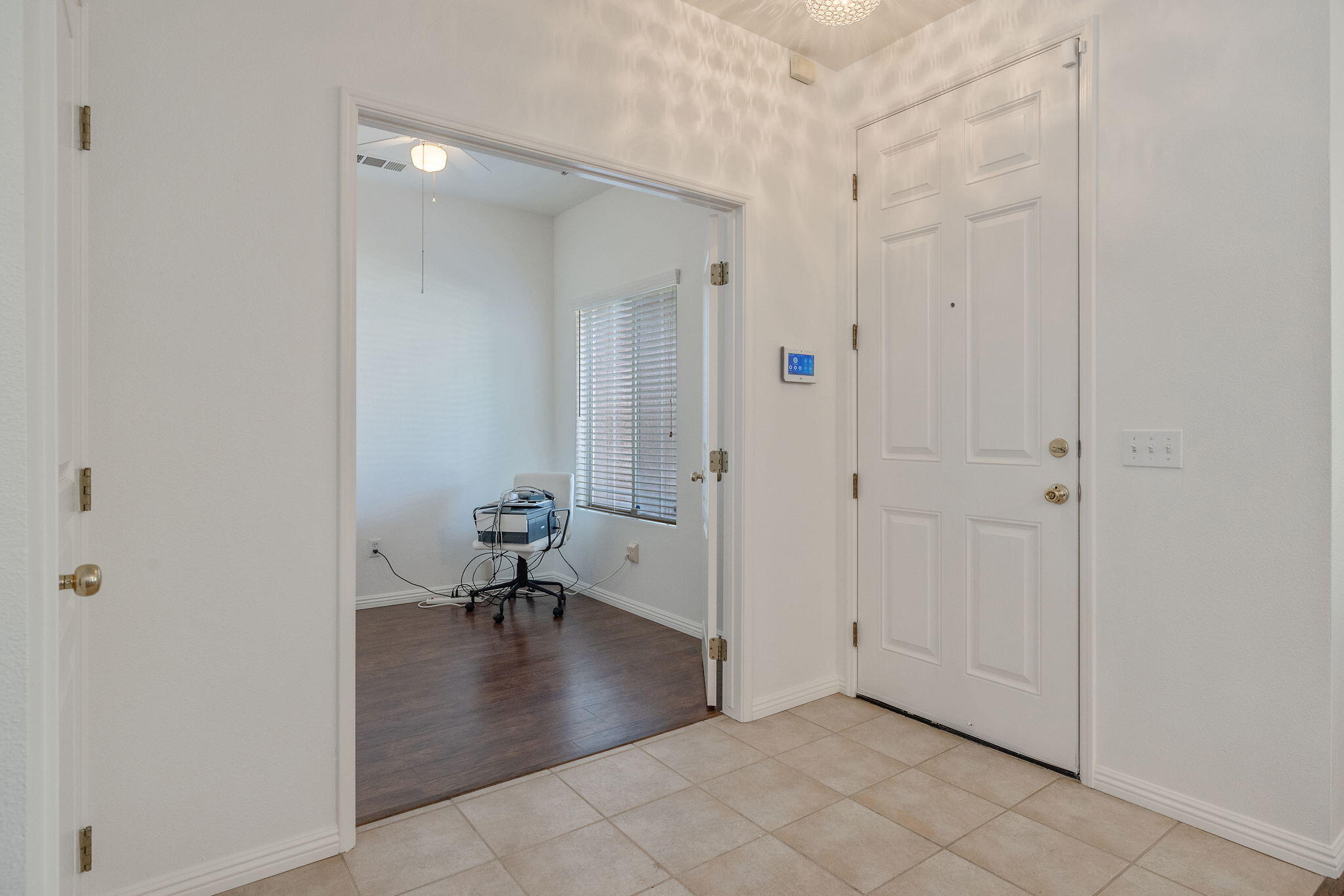 1156 Joy Ct, Exeter, CA 93221