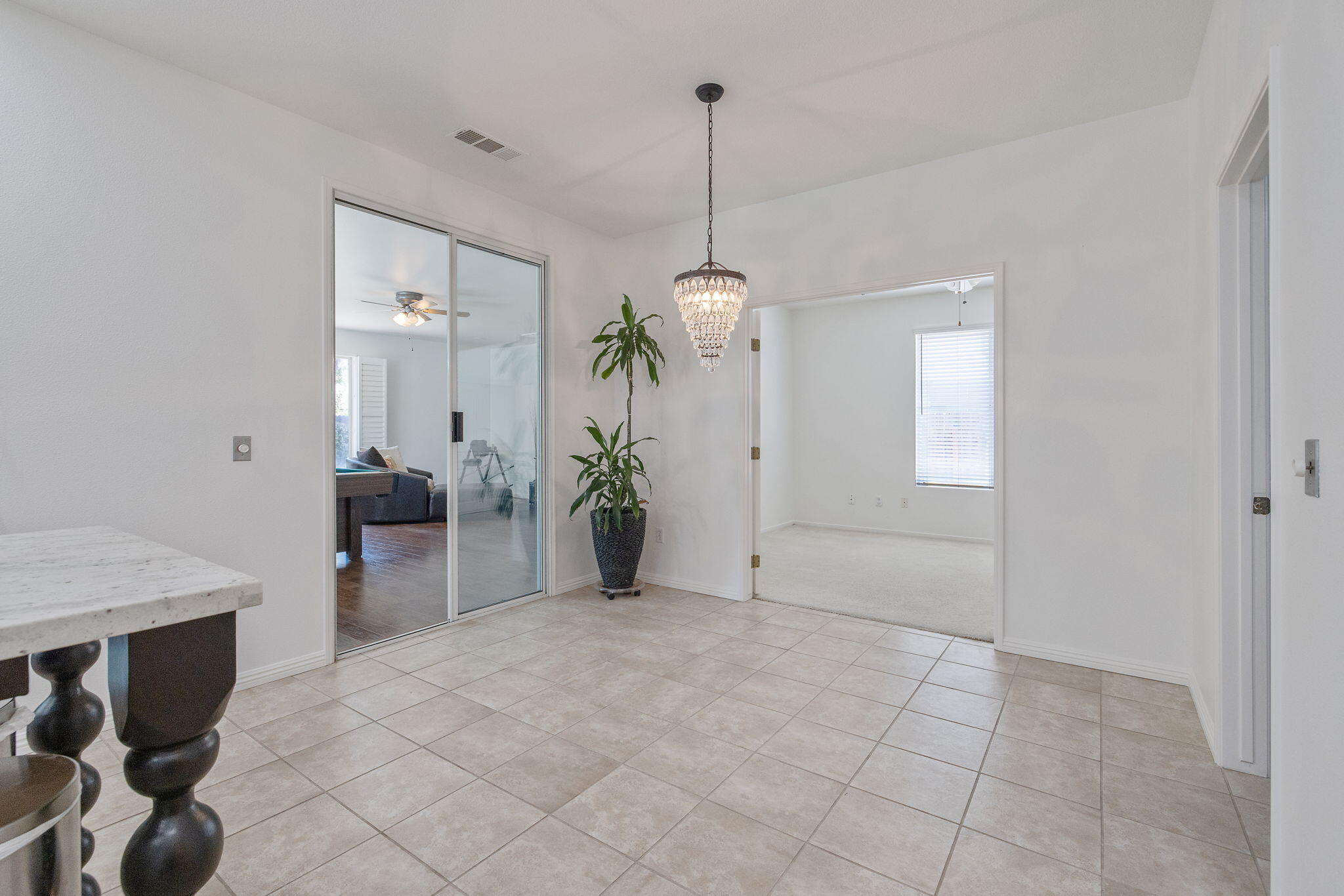 1156 Joy Ct, Exeter, CA 93221