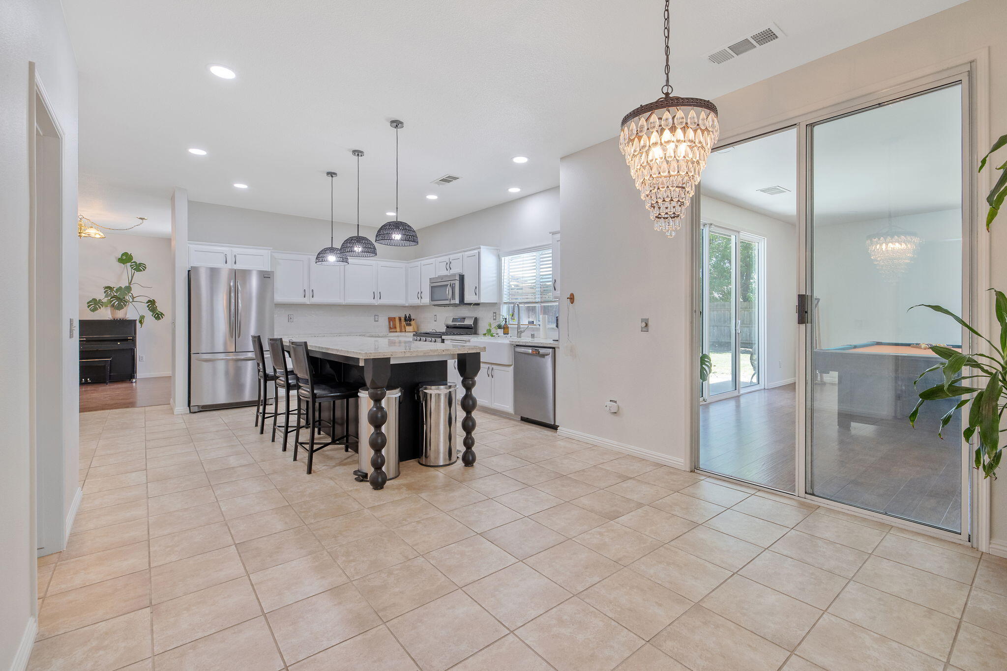 1156 Joy Ct, Exeter, CA 93221