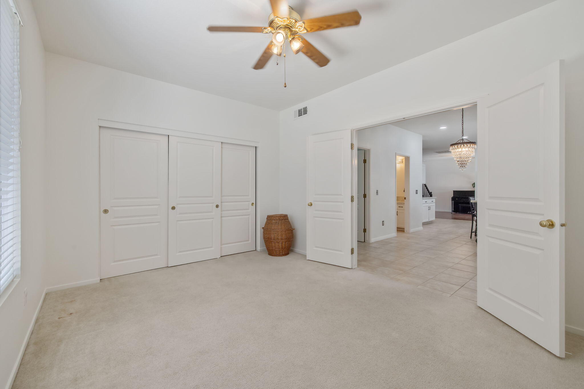 1156 Joy Ct, Exeter, CA 93221