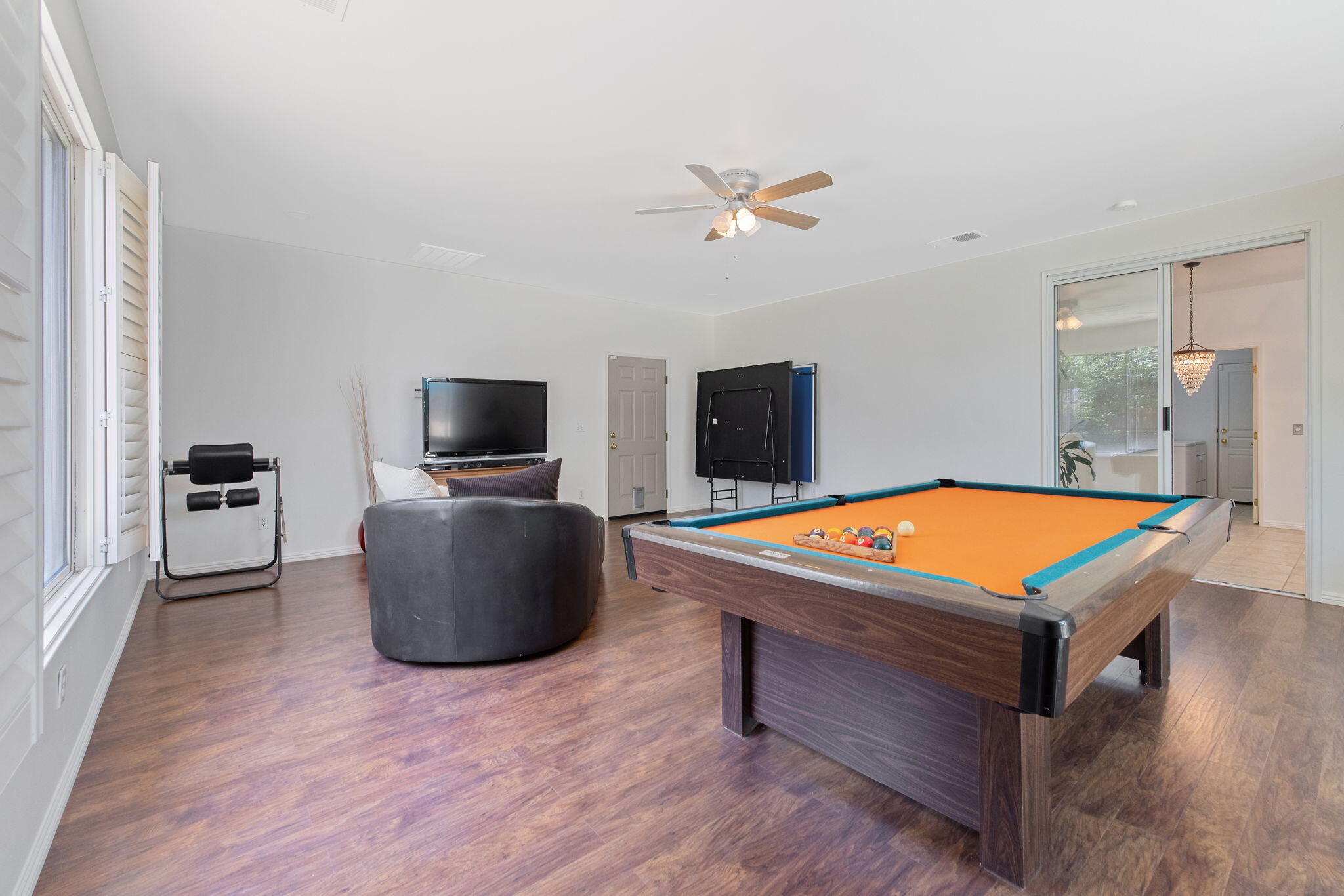 1156 Joy Ct, Exeter, CA 93221